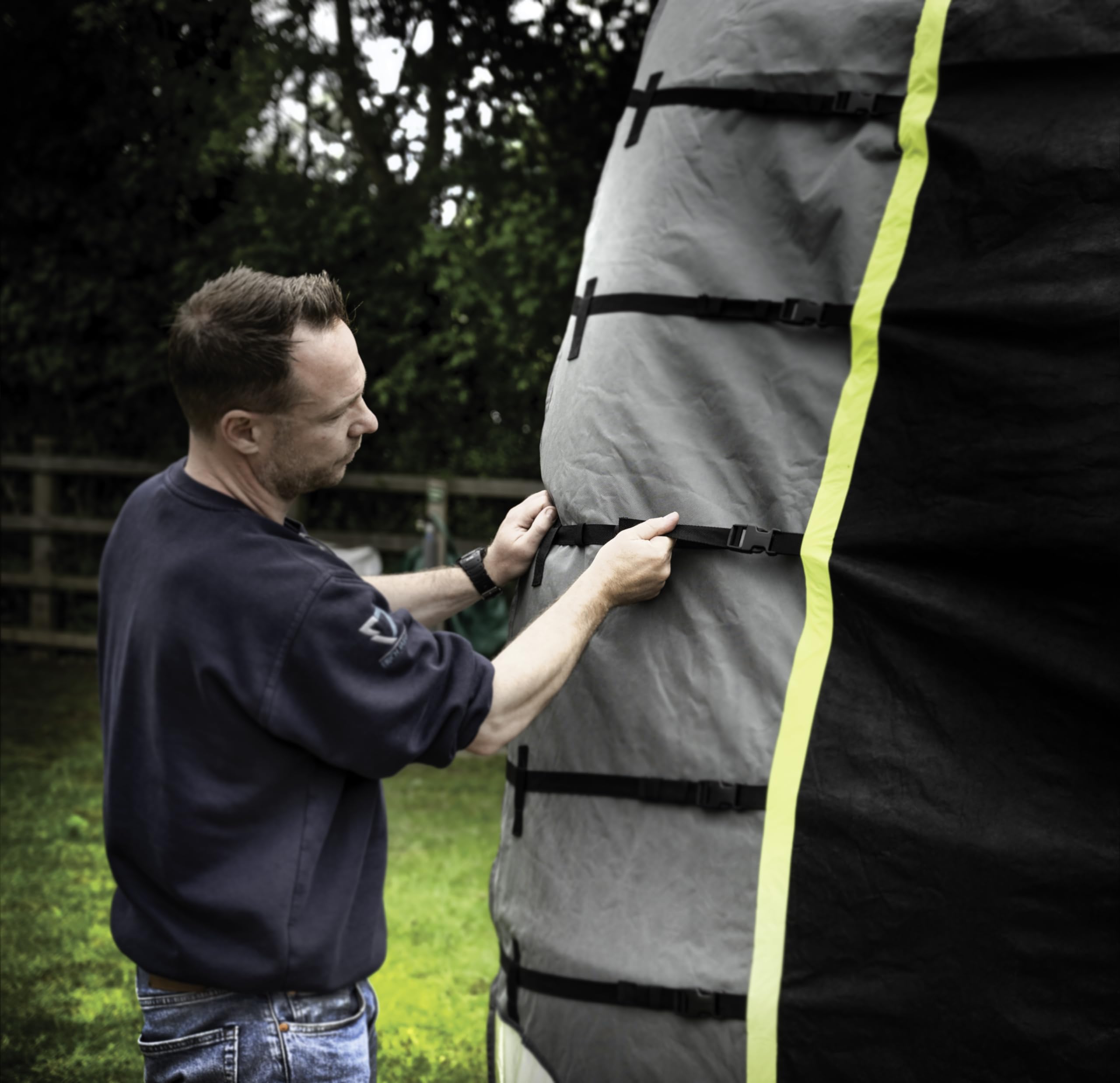 Maypole Uniwersalna przednia osłona holownicza do przyczep kempingowych z markizą o szerokości 245-275 cm, wodoodporny materiał premium