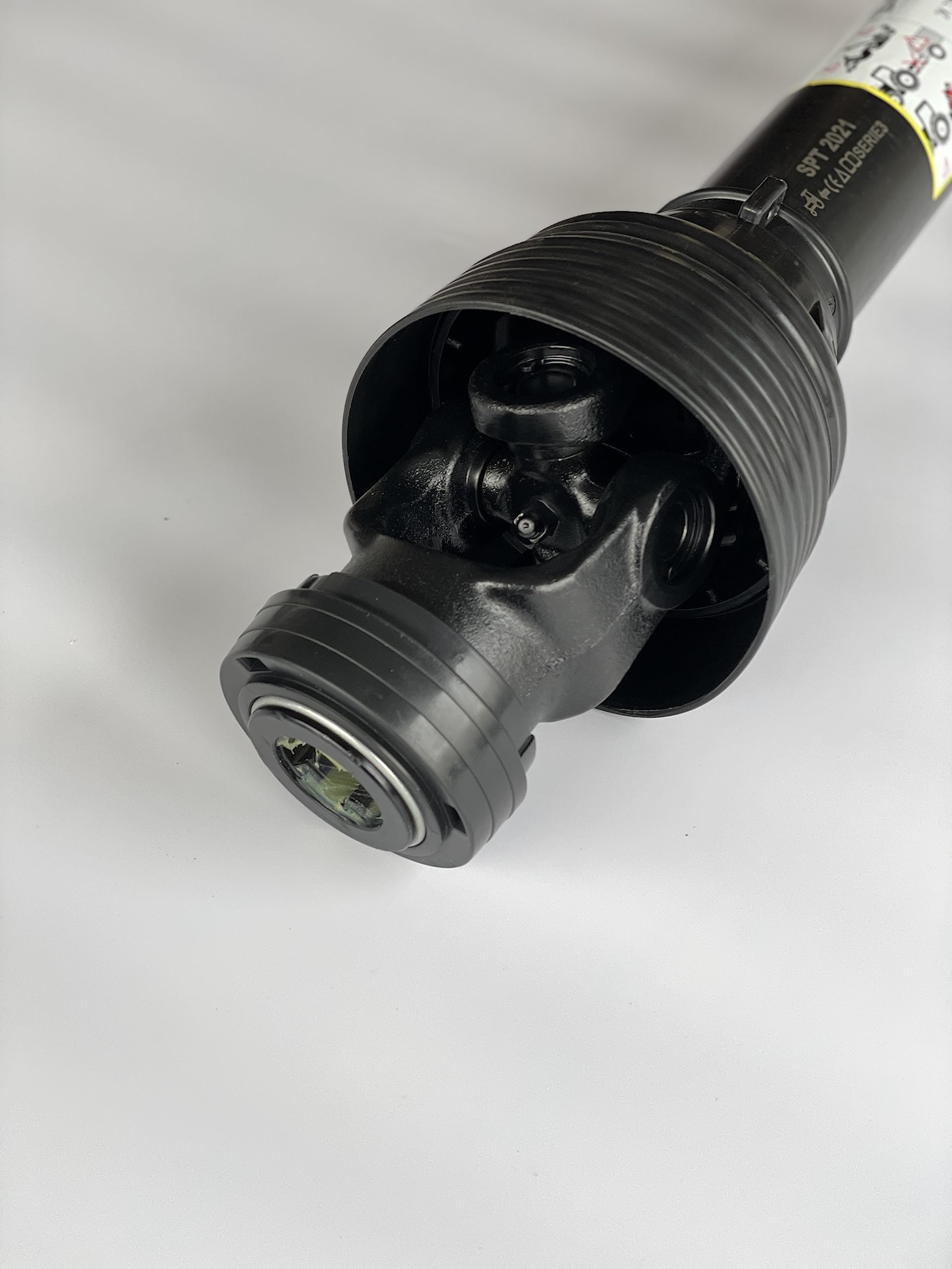 SPT Gelenkwelle mit Freilaufkupplung Serie 3 Freilauf Zapfwelle 35 bis 55PS 780Nm 1 3/8" Z6 (1010mm)