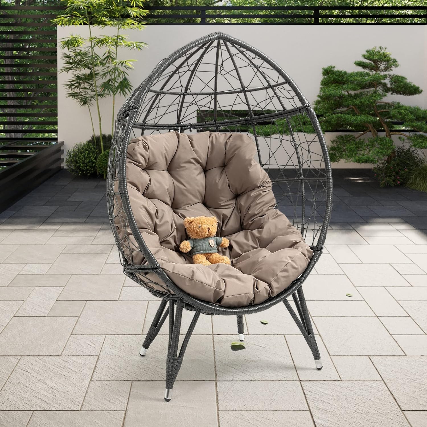 Kakotito Patio Wicker Egg Chair for Outdoor and Indoor