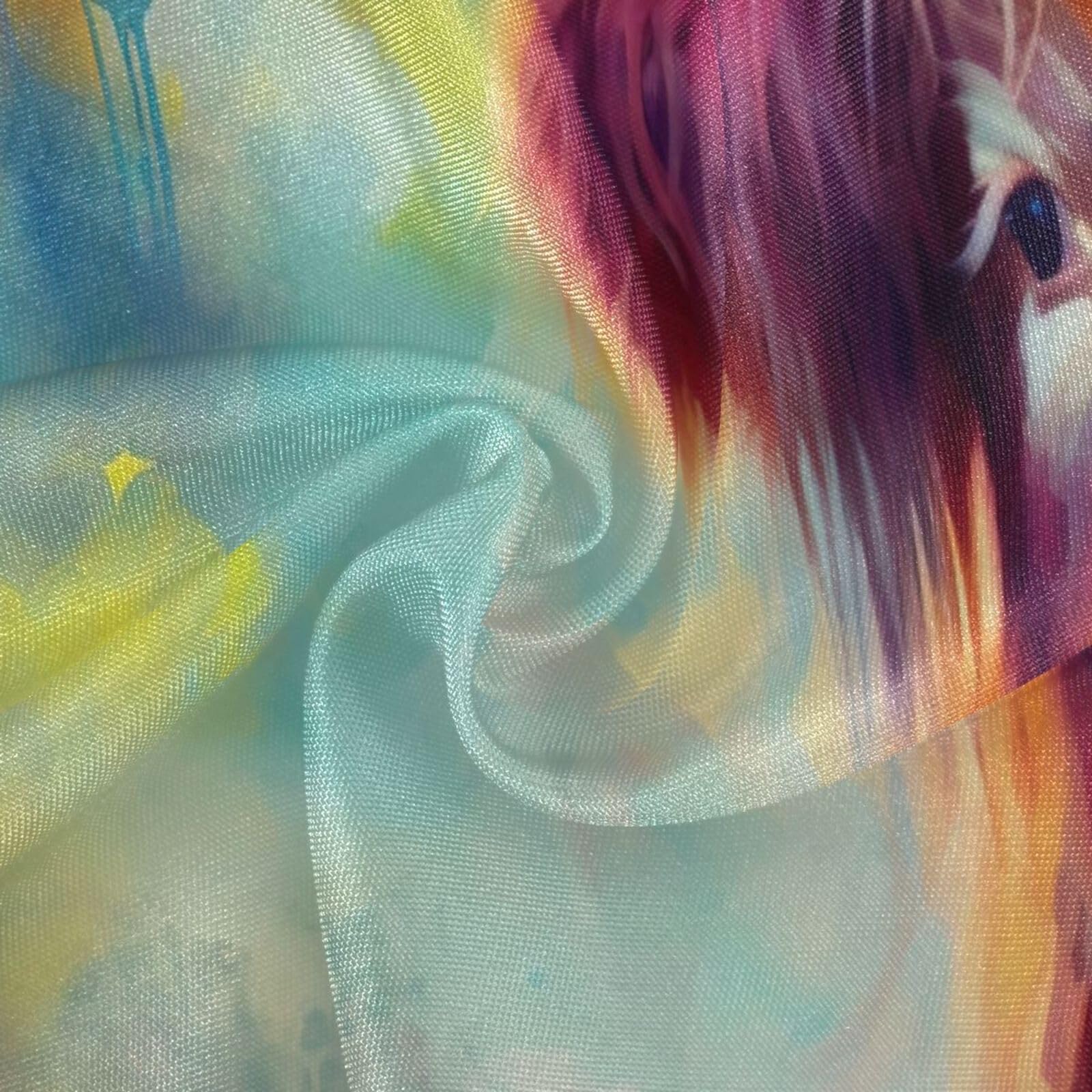 Wajiw 60 Inch Indoor Outdoor Round Tablecloth with Umbrella Hole and Zipper Waterproof Patio Table Cover for Camping Dining Room Party Outdoor Picnic,Highland Cow