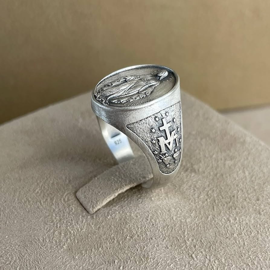 Amazon.com: Silver Virgin Mary Signet Ring, 0.015-0.016 lbs