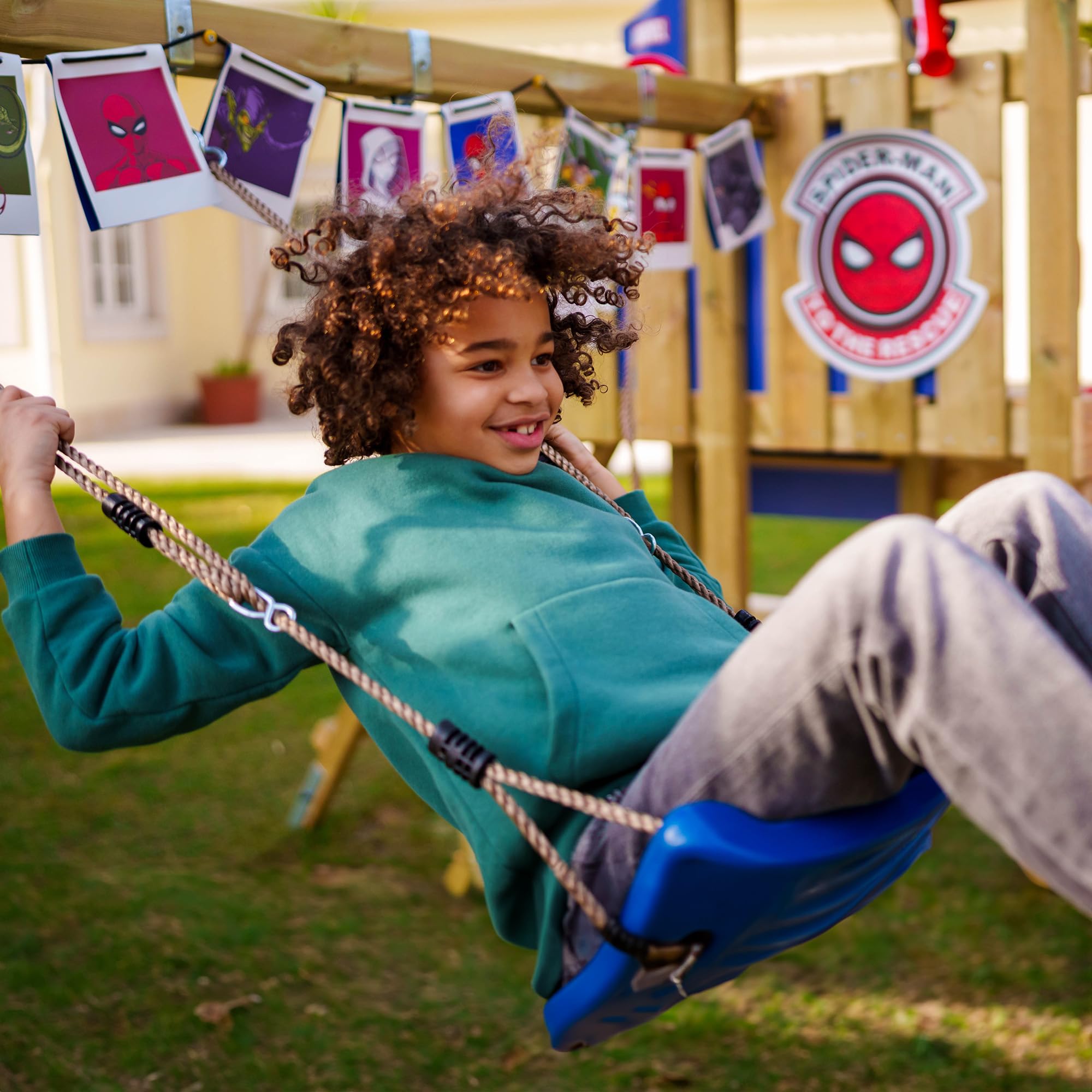 Wickey Aire De Jeux Marvel Spider-Man – Tour D’escalade 120 Cm Avec Toboggan, Balançoire, Bac à Sable – Bois Traité, Norme EN 71