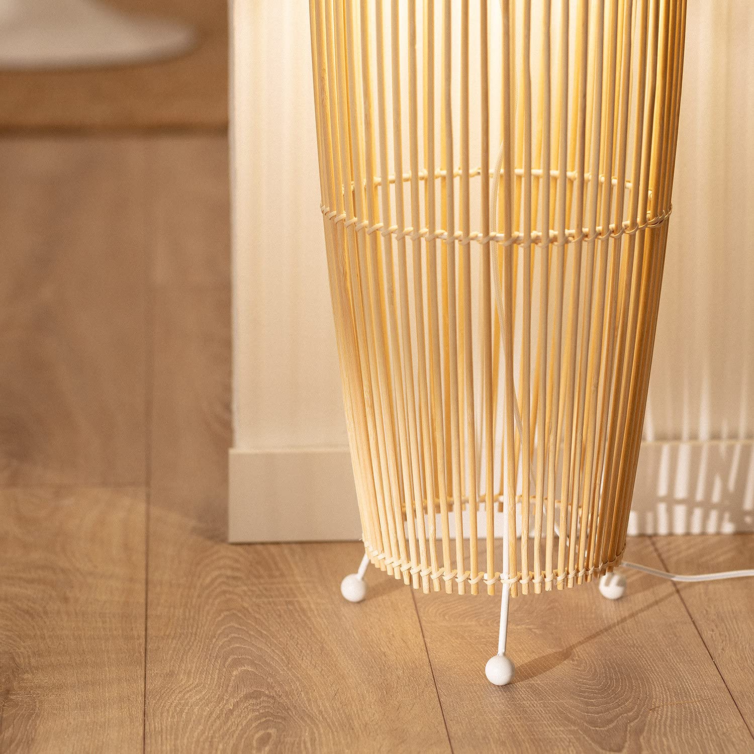 LEDKIA LIGHTING Lampadaire Bambou Komu Naturel