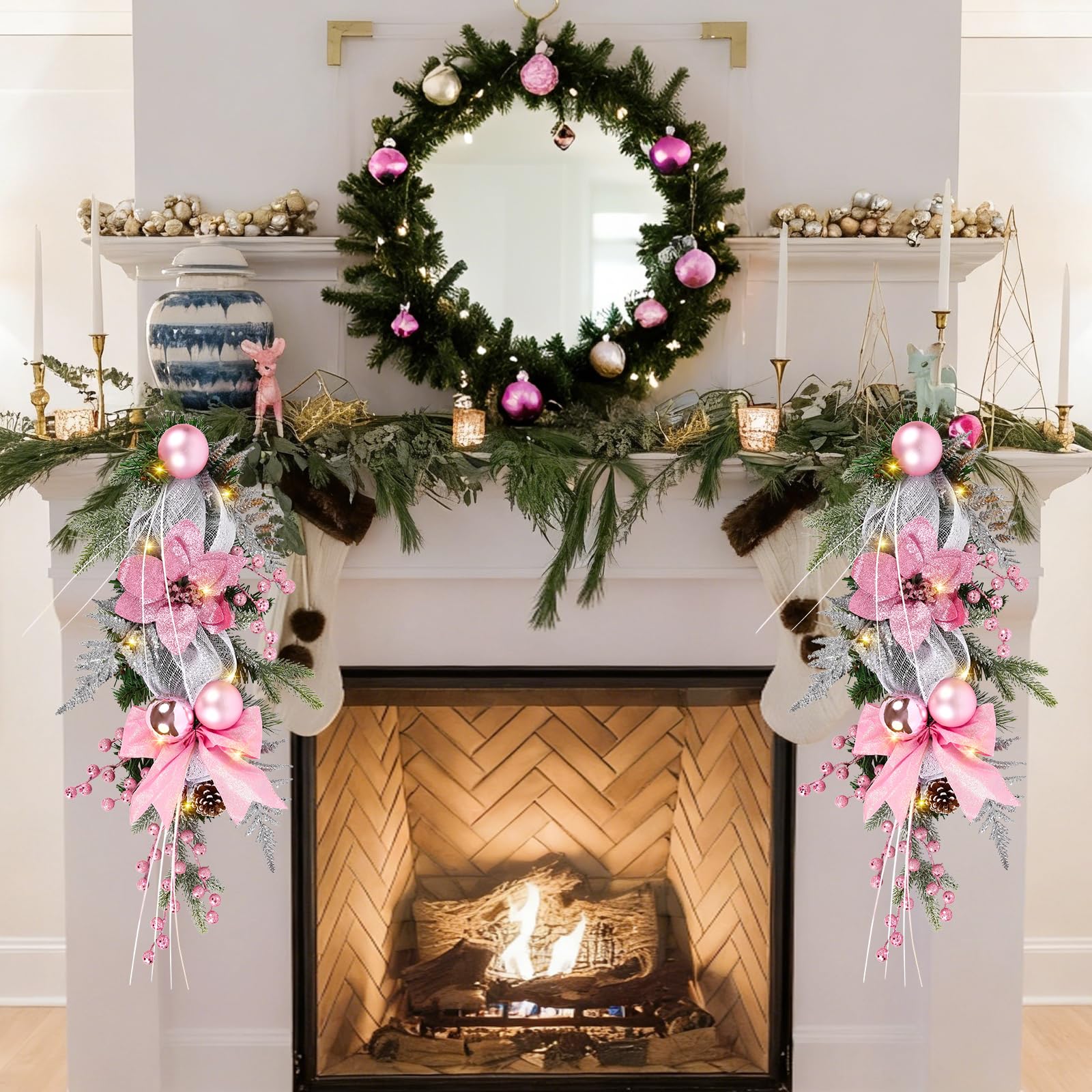 IPOPU Paquete de 2 guirnaldas de lágrima de Navidad, coronas de lágrima iluminadas de 25.5 pulgadas con lazo, bayas rojas, piña, guirnaldas de Navidad colgantes para puerta, ventana, chimenea