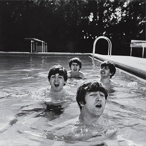 Miniatura 2 de AllPosters Lienzo estirado impreso Paul McCartney, George Harrison, John Lennon y Ringo Starr tomándose un chapuzón en una piscina, 24x24