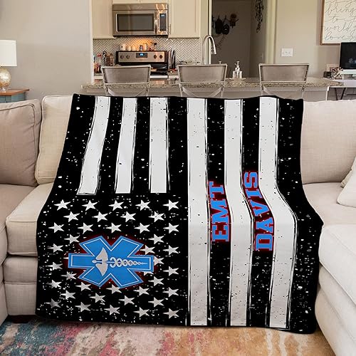 Miniatura 5 de Manta personalizada para EMT con nombre, manta personalizada de técnico médico de emergencia, regalos para paramédicos, regalos de EMT, regalos de