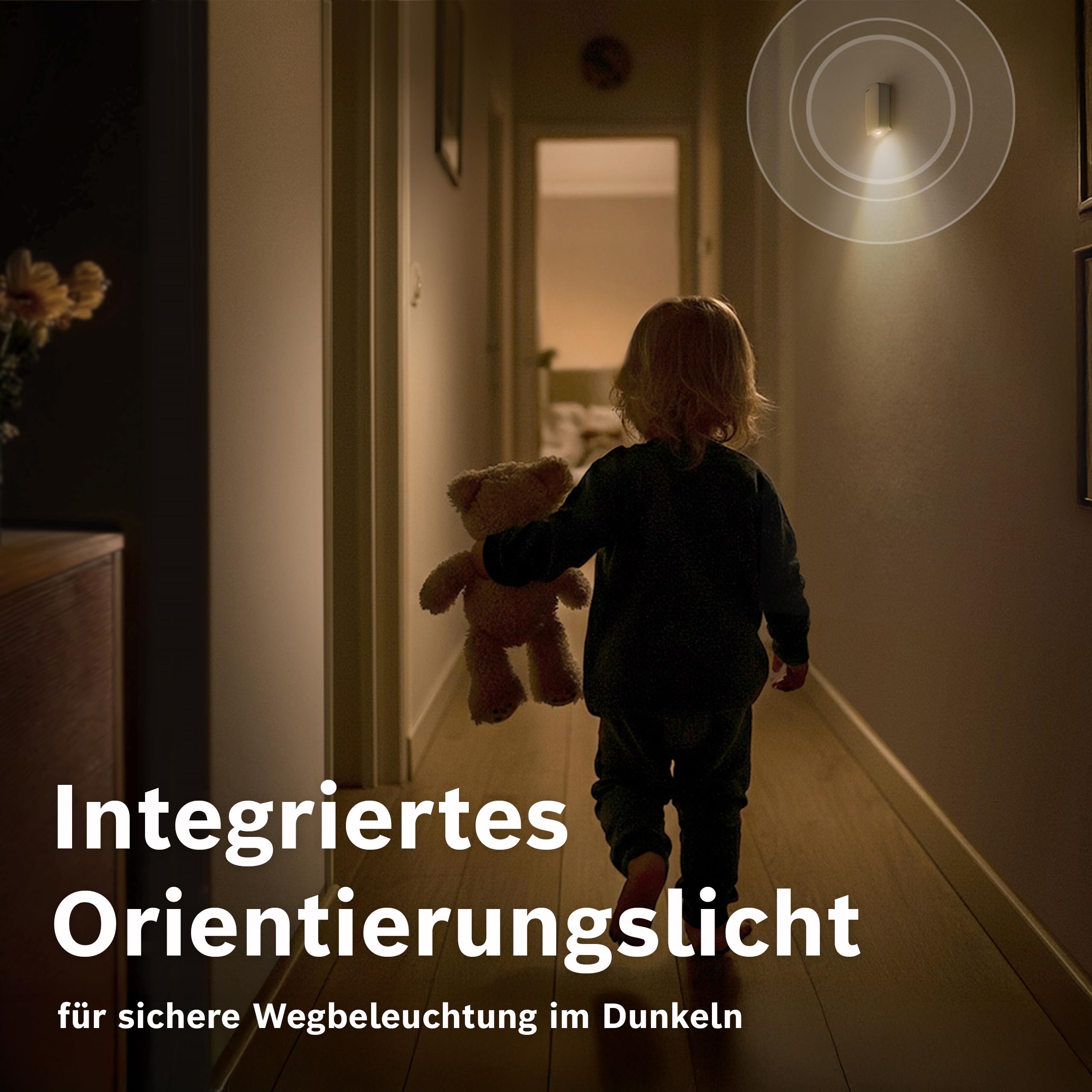 Bosch Smart Home Bewegungsmelder II [+M], Bewegungsmelder aussen und innen, EN Grad 2"-Zertifiziert, Orientierungslicht, Kleintierfilter, Erfassungsbereich bis 13 m, Matter kompatibel