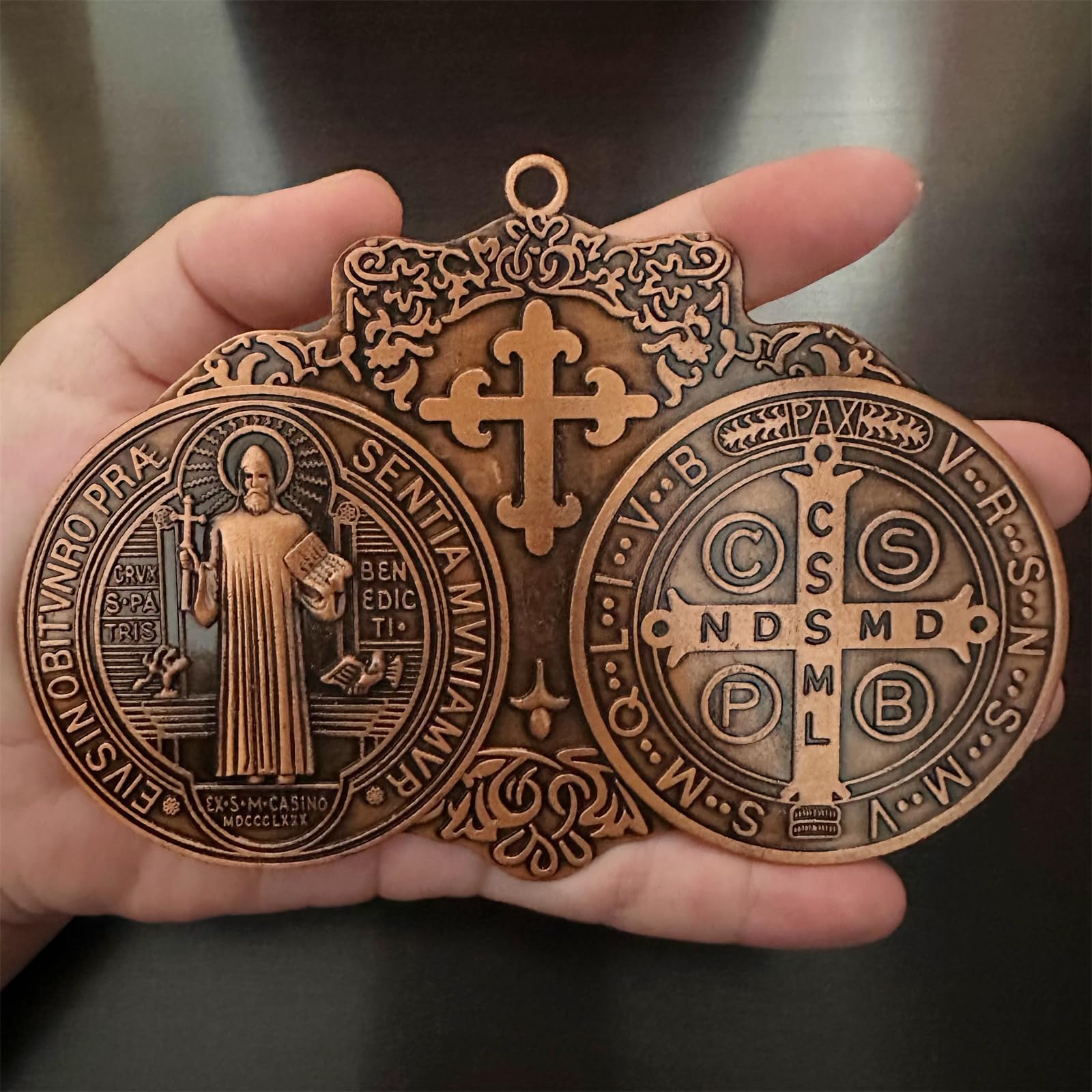 BONITTER EXTRA LARGE 5 INCH ST BENEDICT CROSS MEDAL VINTAGE FINISH FOR WALL OR DESK DISPLAY/MEDALLA DE SAN BENITO (NEW BRSS)