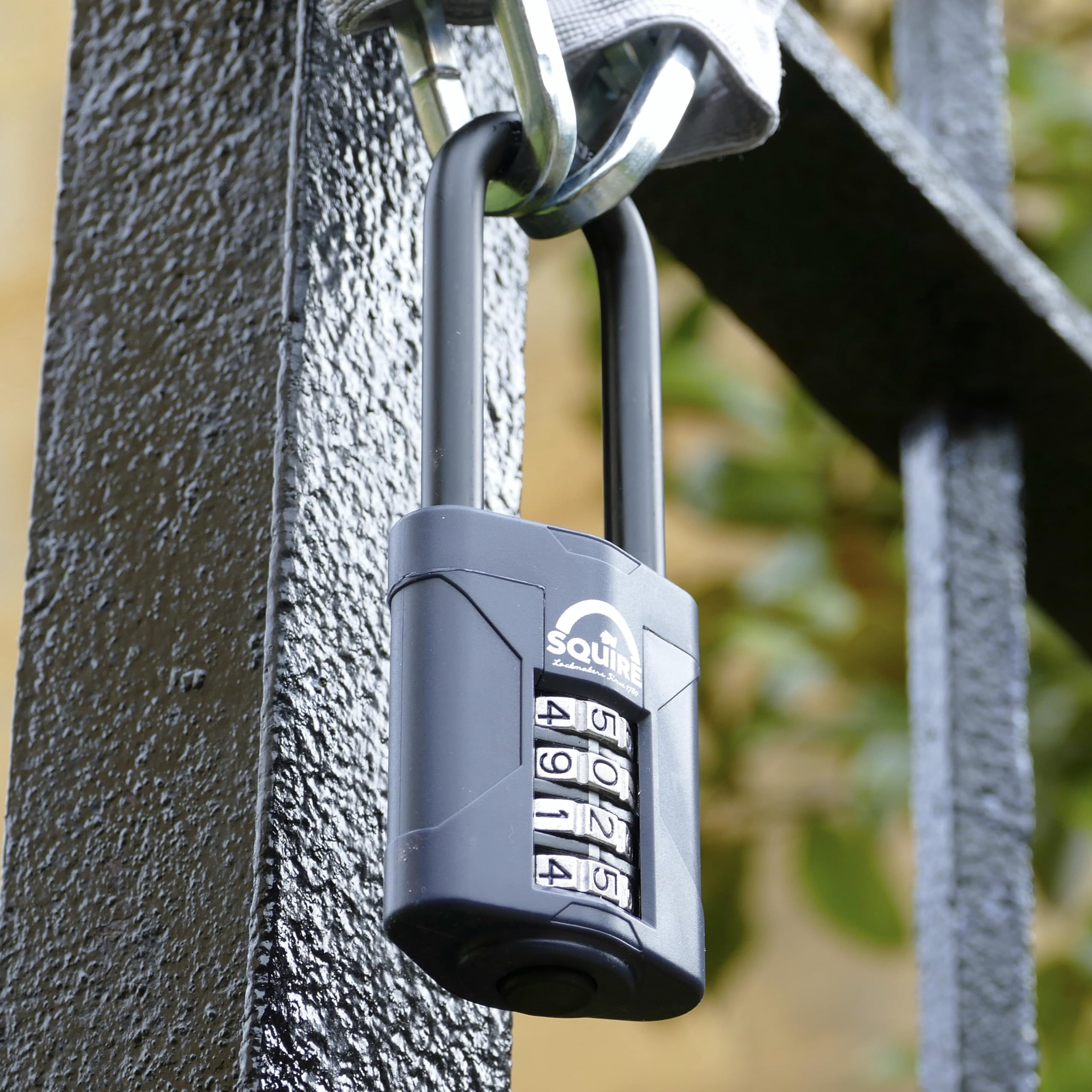 Cadenas Squire Robuste (Vulcan Combi 50/2.5) - Anse Longue La Plus Résistante - Cadenas Vulcan à 4 Viroles - Acier Allié Anticorrosif - Cadenas étanche Pour Maison, école Et Garage (Bleu, 50 Mm