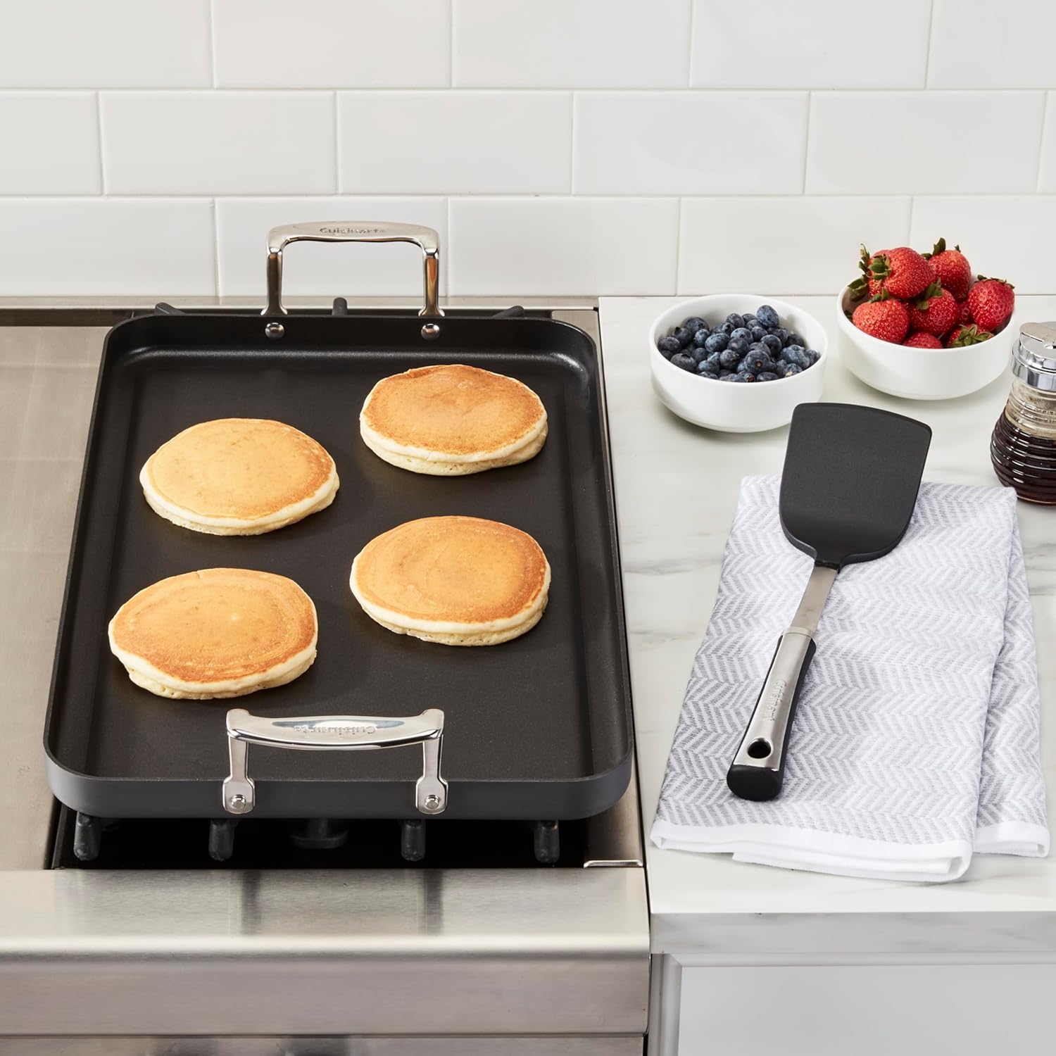 cuisinart chef's classic™ nonstick hard anodized 13" x 20" double burner griddle