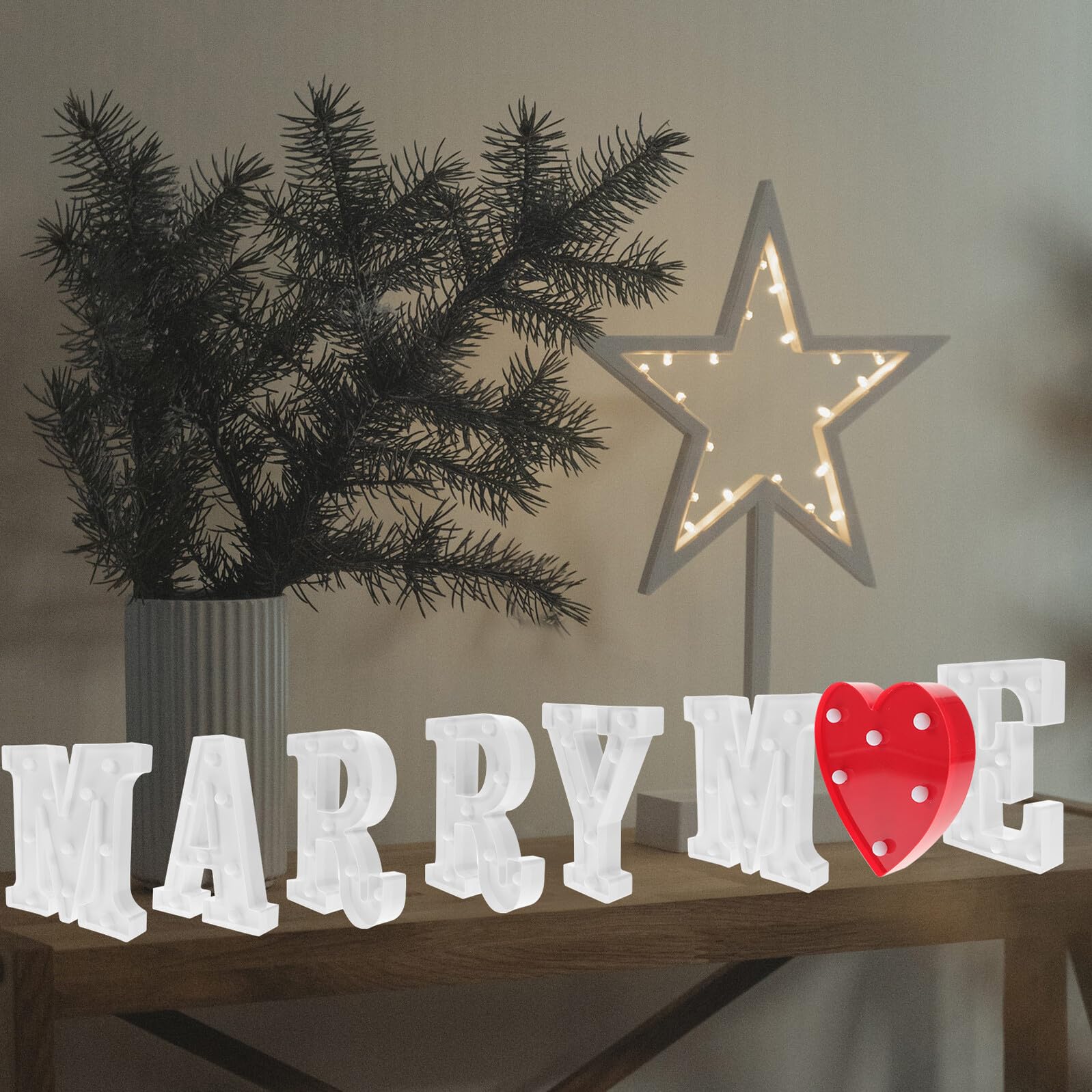 Angoily Luci a LED Lettere e Numeri Decorativi Insegne Luminose a Batteria per Feste e Matrimoni Lampada Notturna da Tavolo Design Alfabetico per Camera e Soggiorno