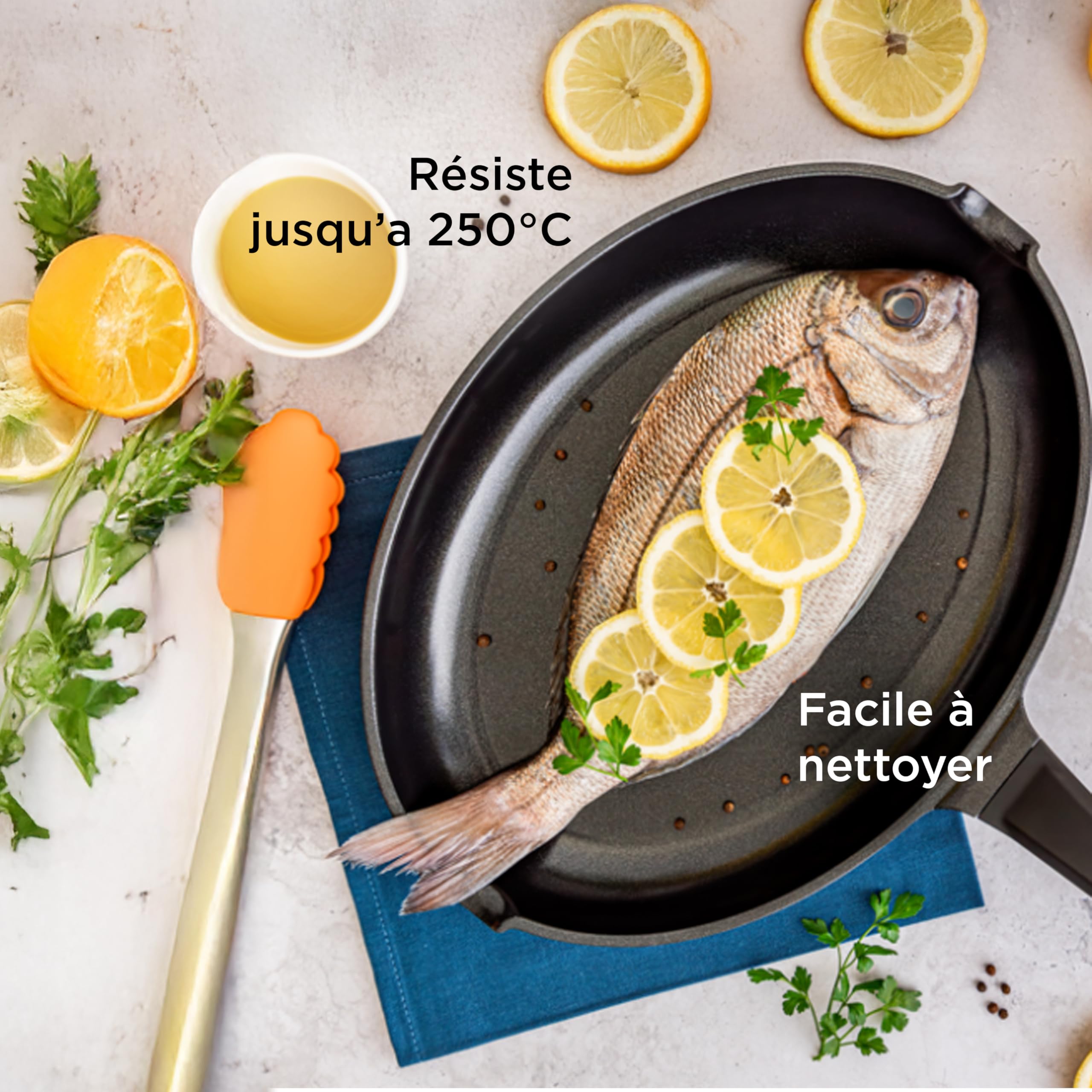Mastrad – Poêle à Poisson Ovale 35 cm – Revêtement Céramique Antiadhésif Sans PFAS & PTFE – Cuisson Saine & Homogène – Idéale pour Poissons Entiers, Filets & Darnes – Tous Feux Dont Induction