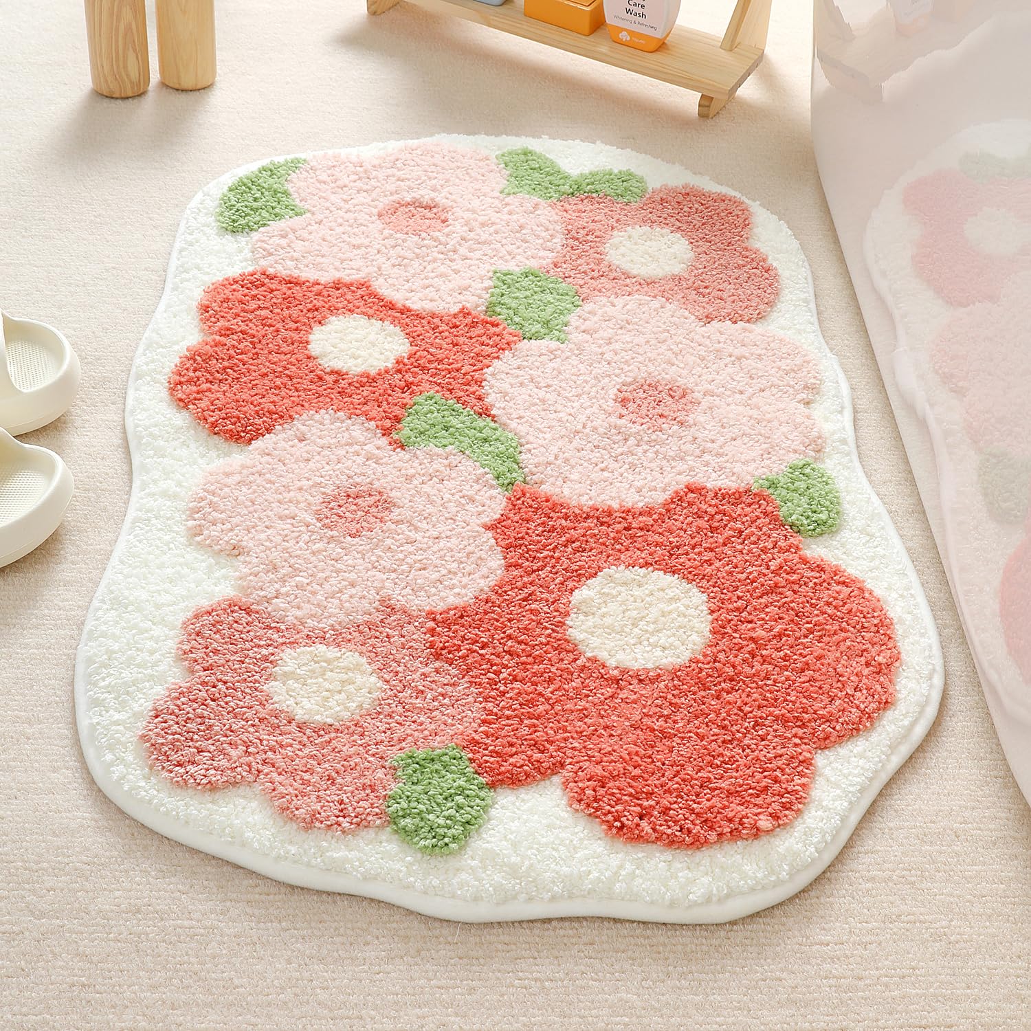 Molesun Floral Bath Mat, Bathroom Rug Non-Slip Soft Shower Rug Microfiber Cute Bath Rug for Kids, Water Absorbent Thick Shaggy Floor Mats for Bedroom,