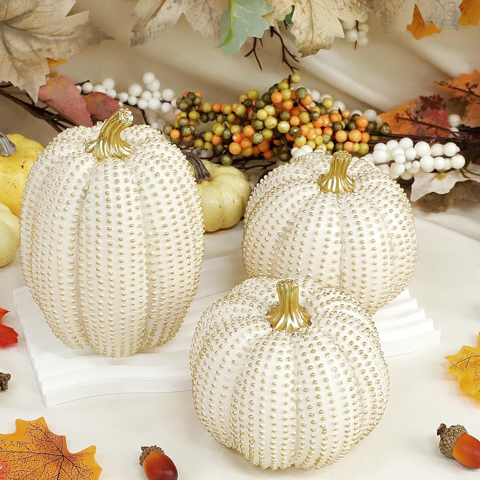 Fangoo 3 Pezzi Resina Zucche Decorazioni Glitterate Bianche e Dorate Centrotavola per Fattoria Autunno Regalo Cucina Decor per Ringraziamento e Raccolto, Centrotavola, Camino, Casa, Ufficio o Fest