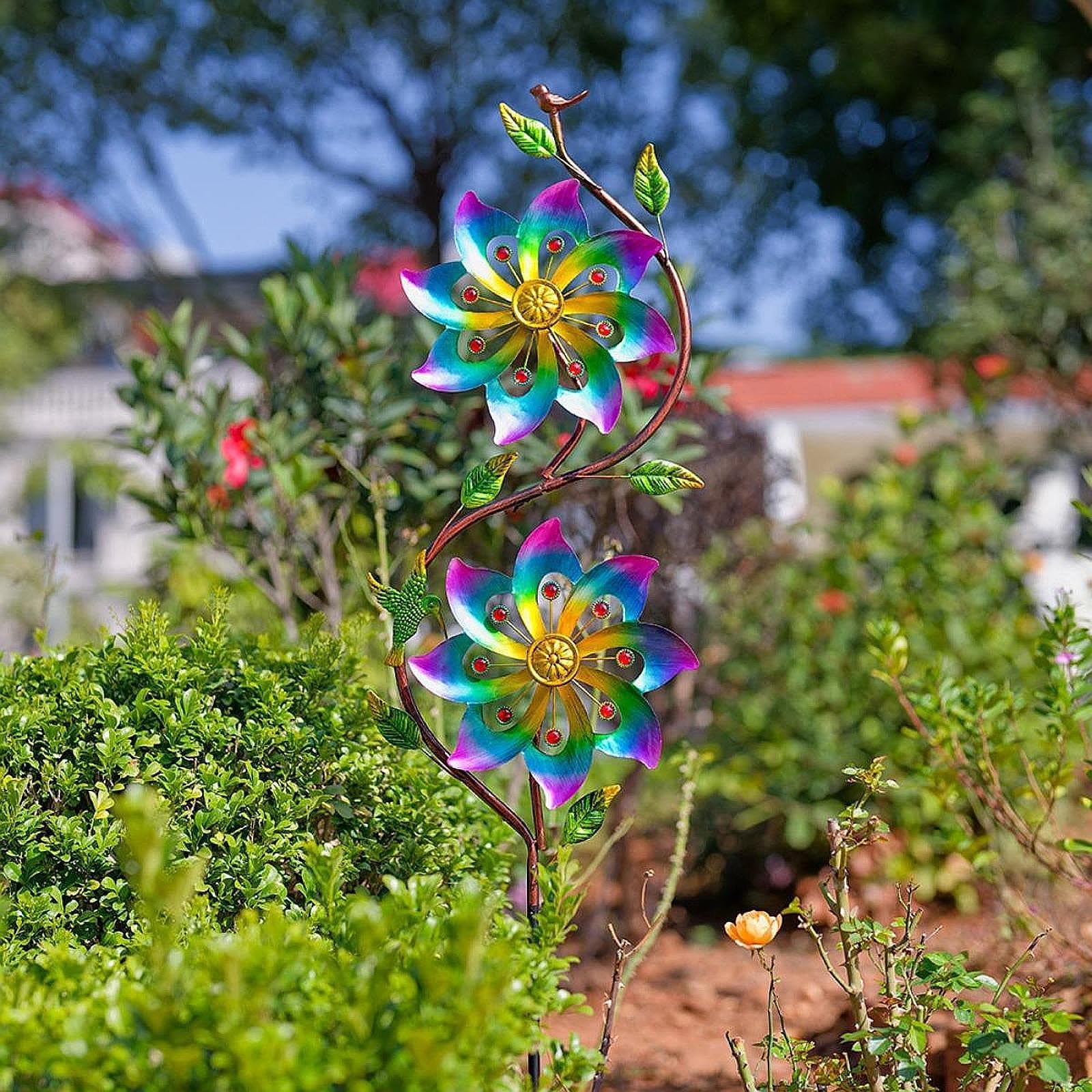 Molinillo de Viento Metálico para Exteriores, Versátil Y Multicolor.