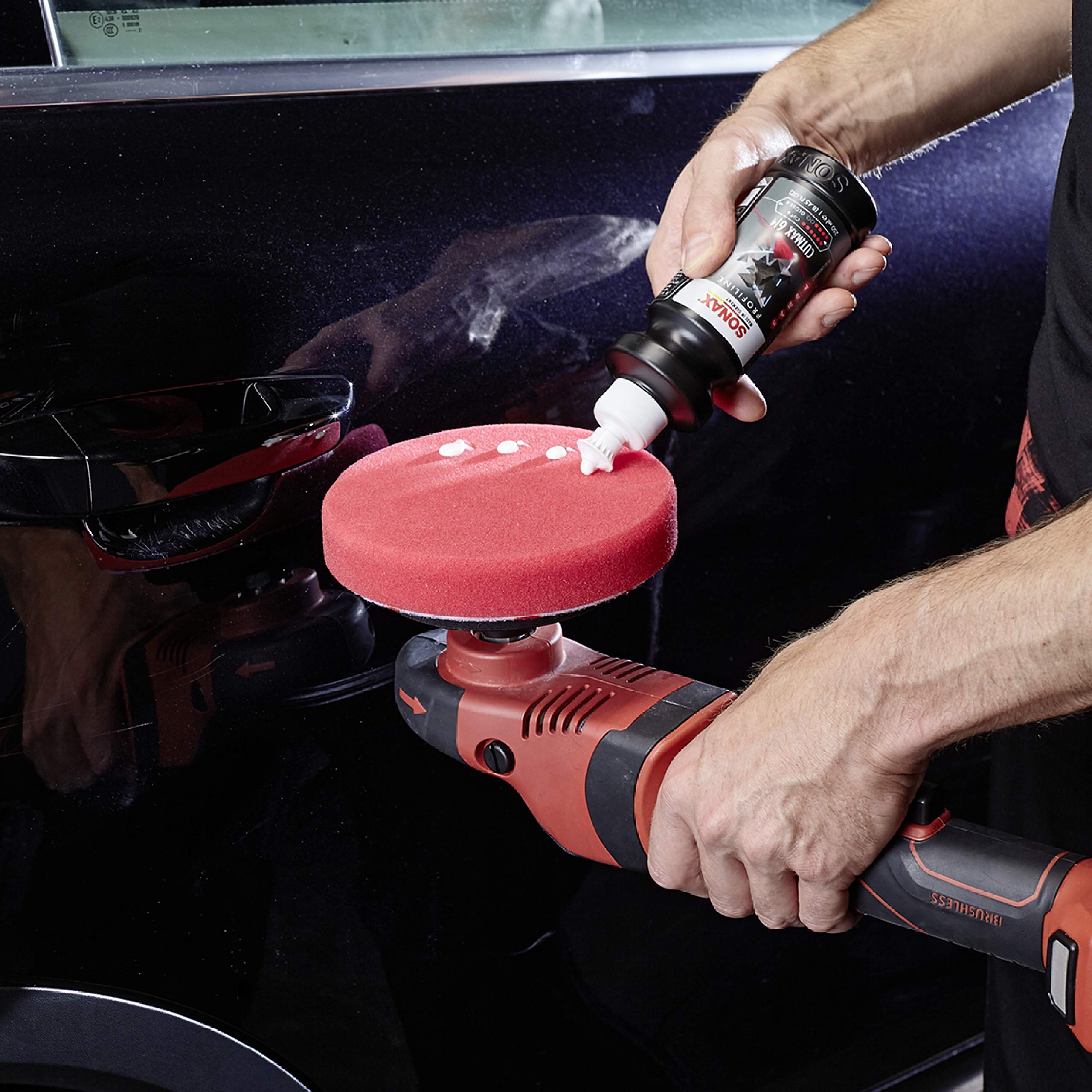 SONAX PROFILINE CutMax (250 ML) | Polissage abrasif puissant avec un bon développement de brillance pour les peintures fortement vieillies ou rayées