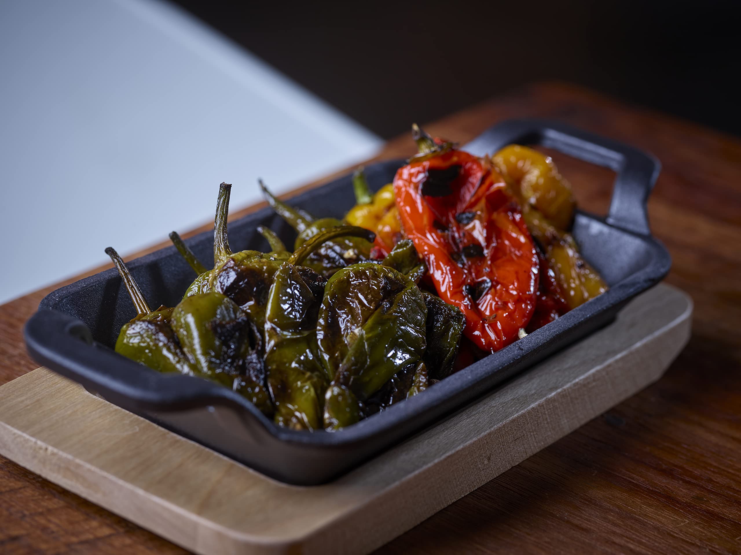 Echtwerk Serveerschaal Van Gietijzer, Serveerschaaltje, Mini Ovenschaal Met Serveerplank Kleine Grillpan Al Ingebrand Geschikt Voor Oven Grill En Barbecue Ideaal Het Serveren 4 Delig 749269559