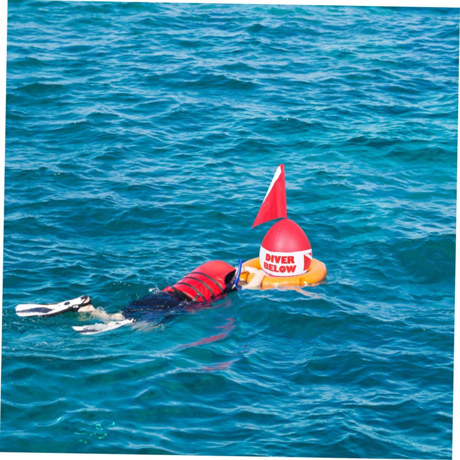 Bouée de Plongée Gonflable avec Drapeau Haute Visibilité, Bouée Marqueur Rouge Vif, Valve de Gonflage Rapide par la Bouche, Plongeur Signalisation « Diver Below » pour Mer et Lac