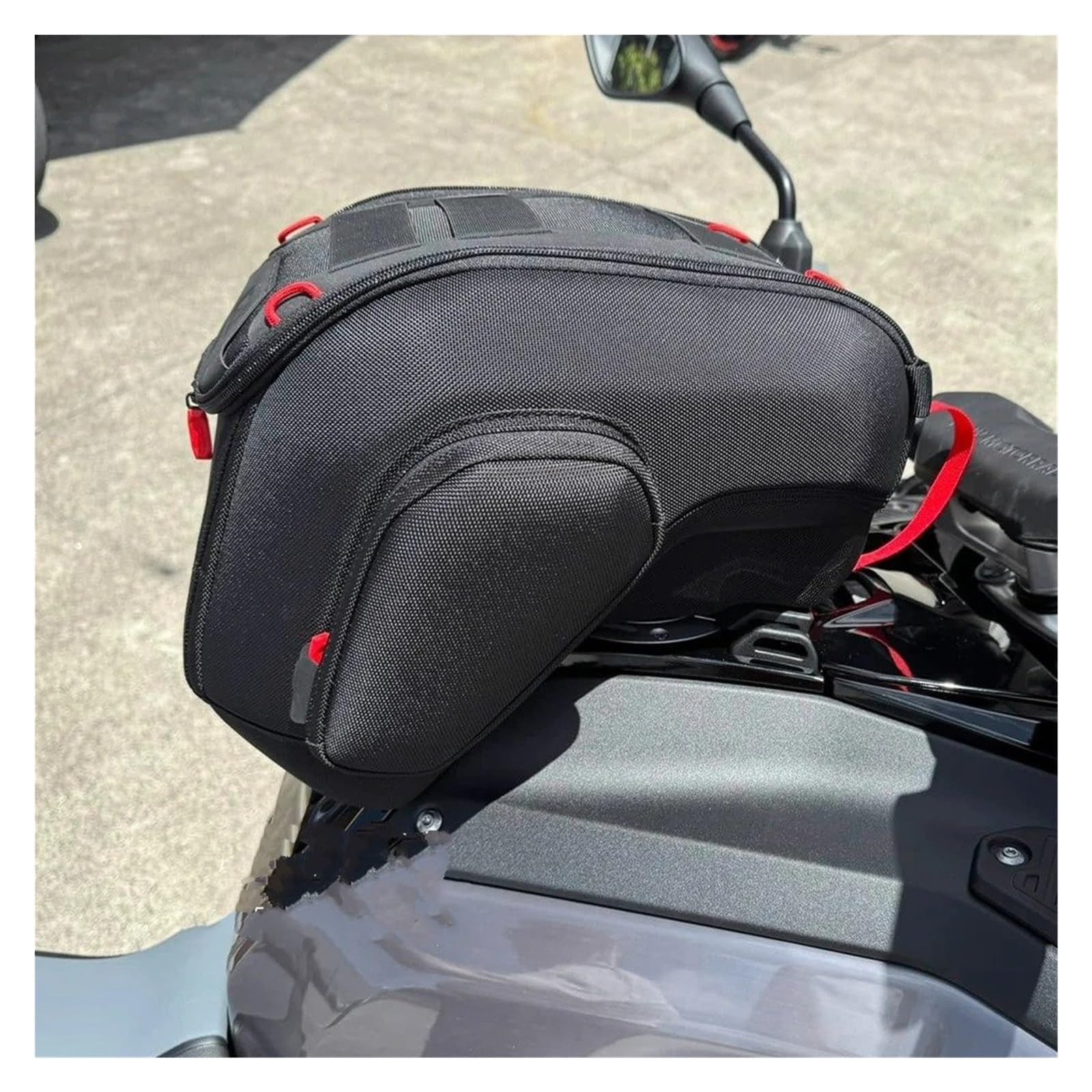 Motorradtasche Gepäcktaschen Für R1300GS R1300 GS R 1300 GS ADV R1300 GS Adventure 2024 2025 Wasserdichter 12L-Tankrucksack Mit Schnellverschluss-Kit In Schwarz Motorradzubehör Motorrad Hecktasche