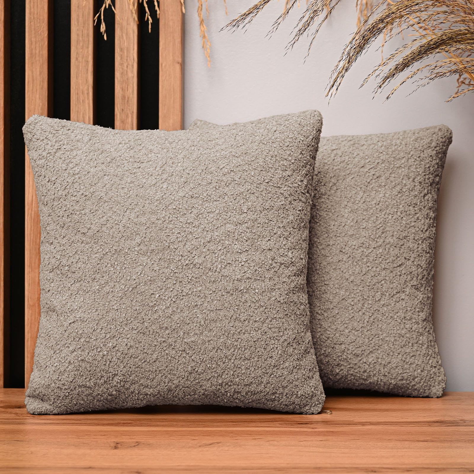 MG Design 2er Set Kissenbezüge – mit Reißverschluss, fein gewebt mit Chenille-Haptik, pflegeleich