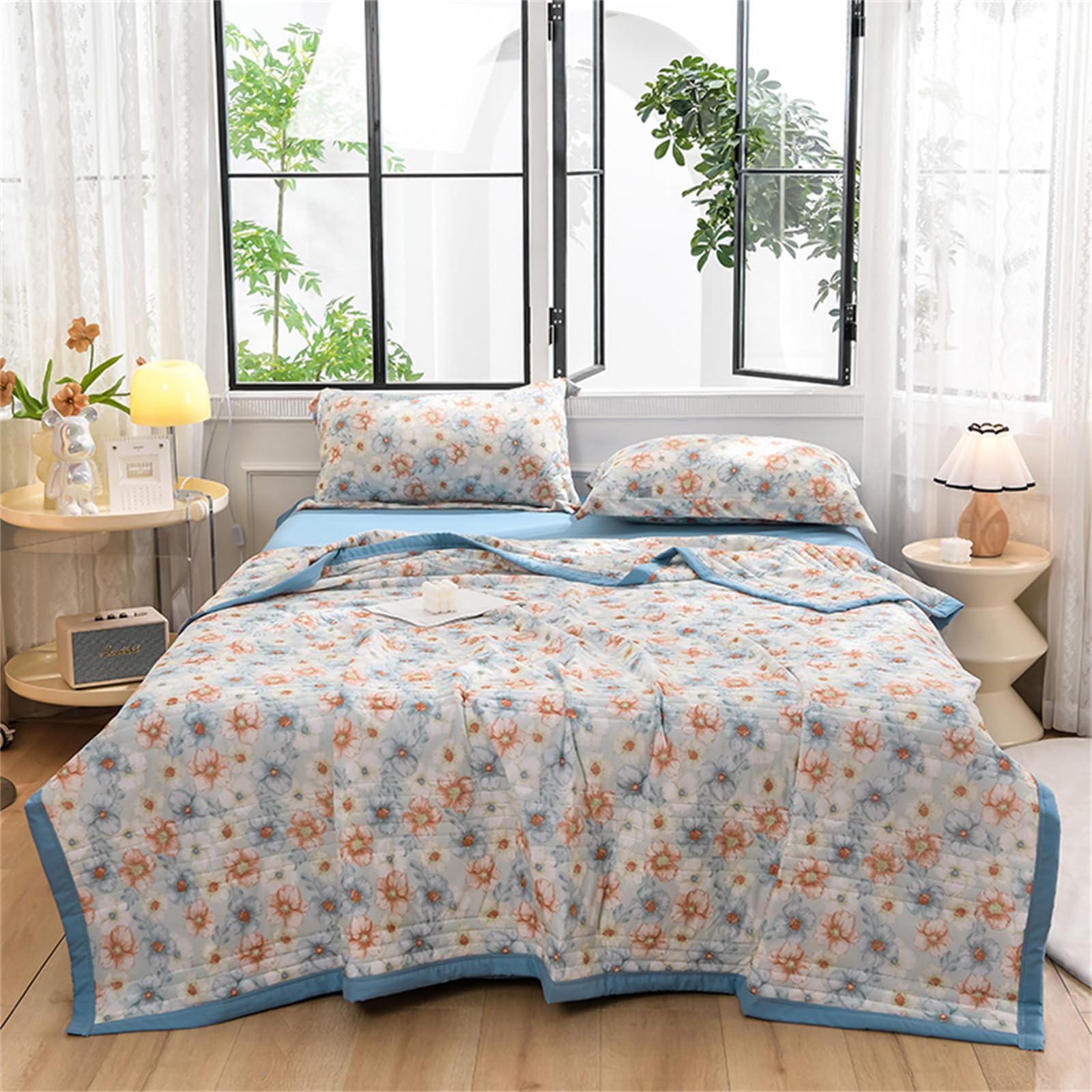 Odot Coverless Duvet Single Double King Size, Reversible Summer Quilted Duvet 2.5 Tog Cosy and Lightweight Quilt Breathable Cooling Bedspreads Quilted Throw for Beds (Blue Flower,100 * 150cm)