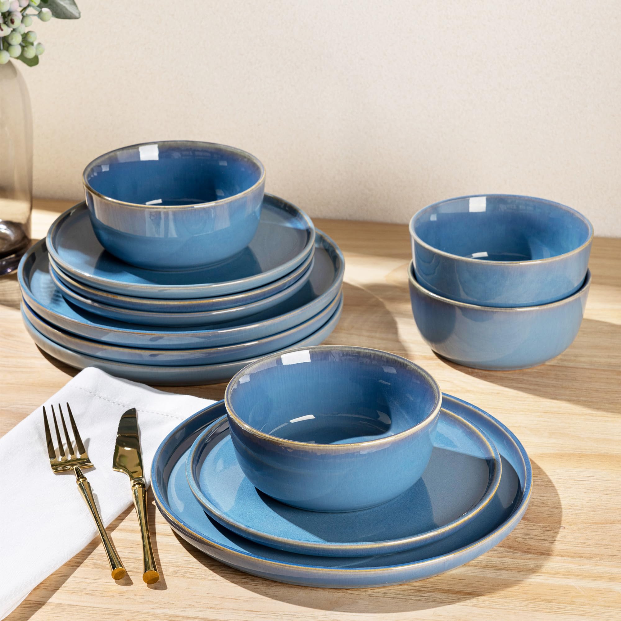 GBHOME Dinnerware Sets for 4, 12 Pieces Ceramic Plates and Bowls Set