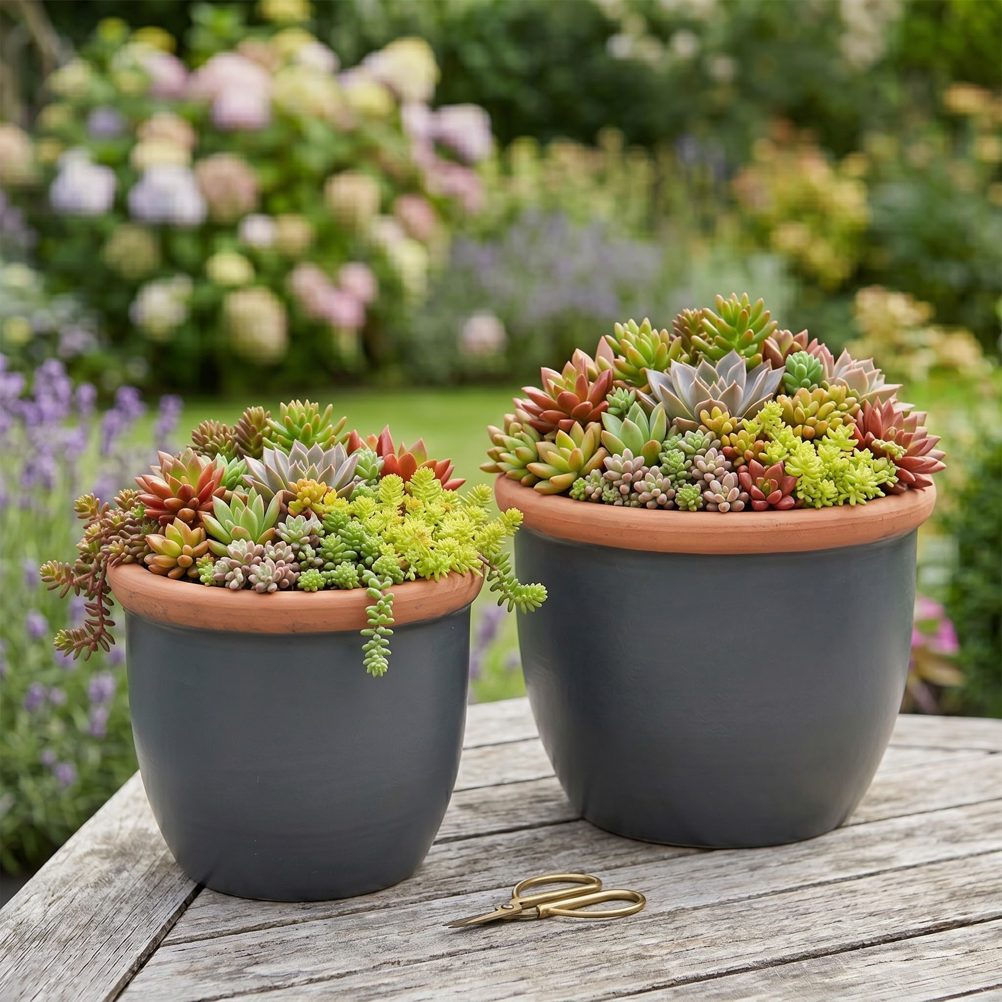 Pot de fleurs en céramique de qualité supérieure pour extérieur et jardin - Résistant au gel avec trou de fond - Fabriqué à la main - Durable et résistant aux intempéries - Anthracite - 36 cm x 28 cm