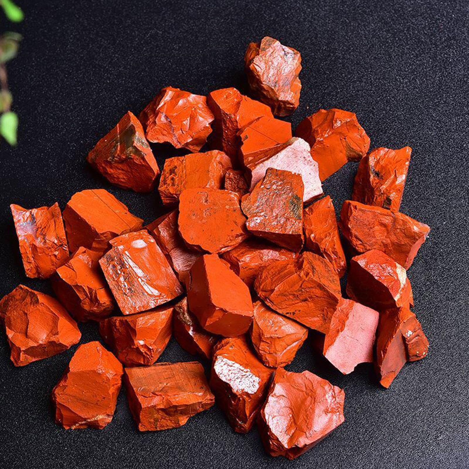 Cristales Crudos de Jaspe Rojo y Piedras Curativas - Rocas Naturales para Hacer Volteretas y Piedras y Cristales en Bruto para Bricolaje - 2.2 Libras (Alrededor de 1000 Gramos),3-5cm