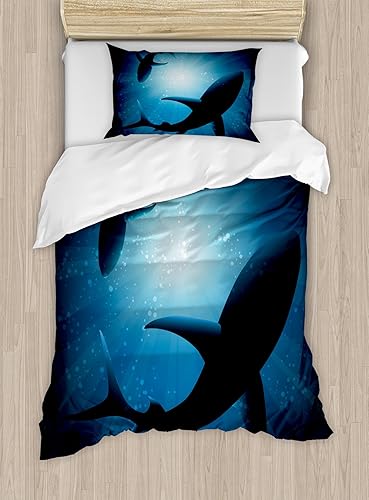 Ambesonne Juego de funda de edredón con diseño de tiburón, silueta de los peces nadando en la noche del crepúsculo, luna, paisaje de mar místico,