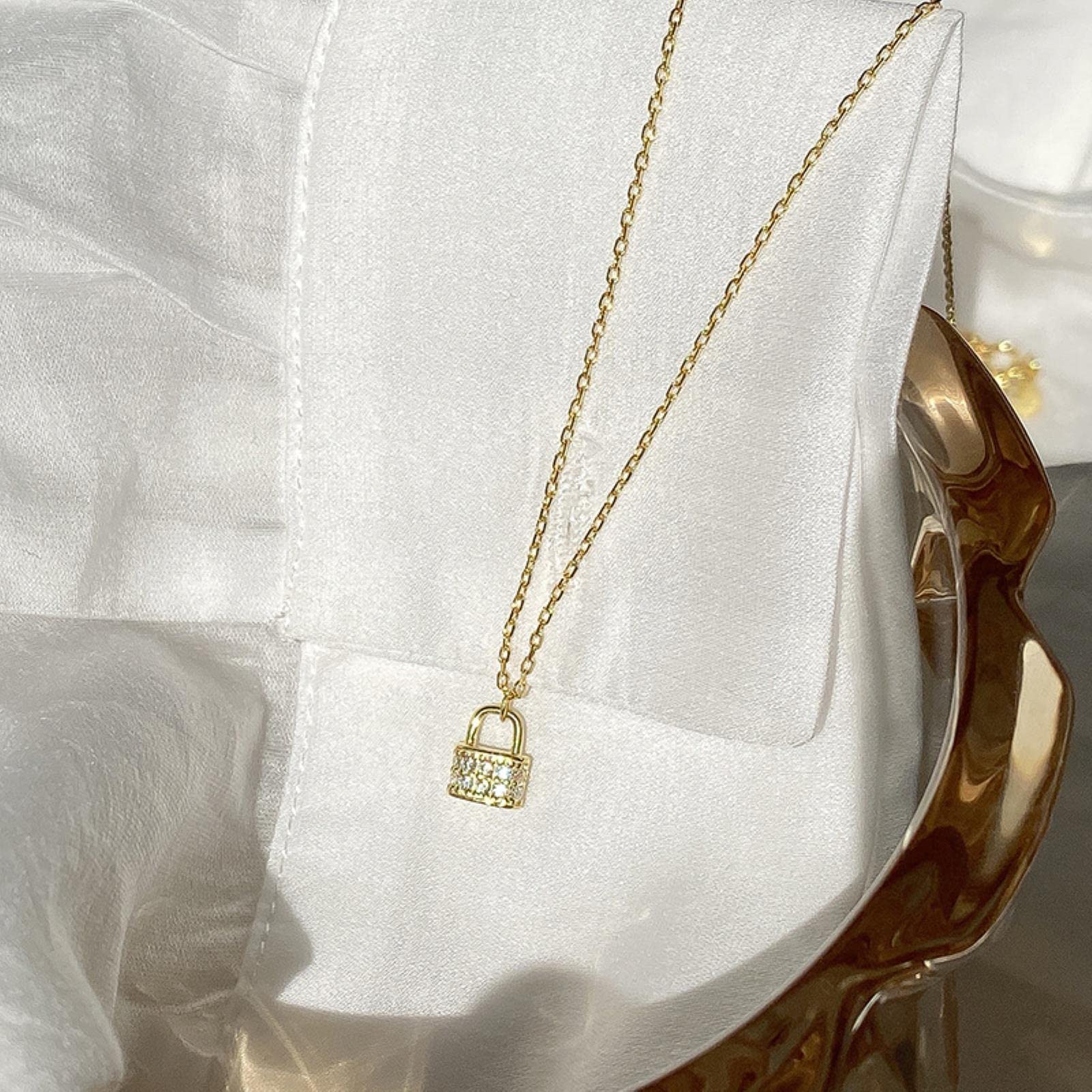ladies jewellery Art Dekoracyjna figurka Ozdoba Posąg Mały tłuszcz Blow Balon Abstrakcyjne Ozdoby rzeźby Chłopcy i dziewczęta Sypialnia Tabletop necklace