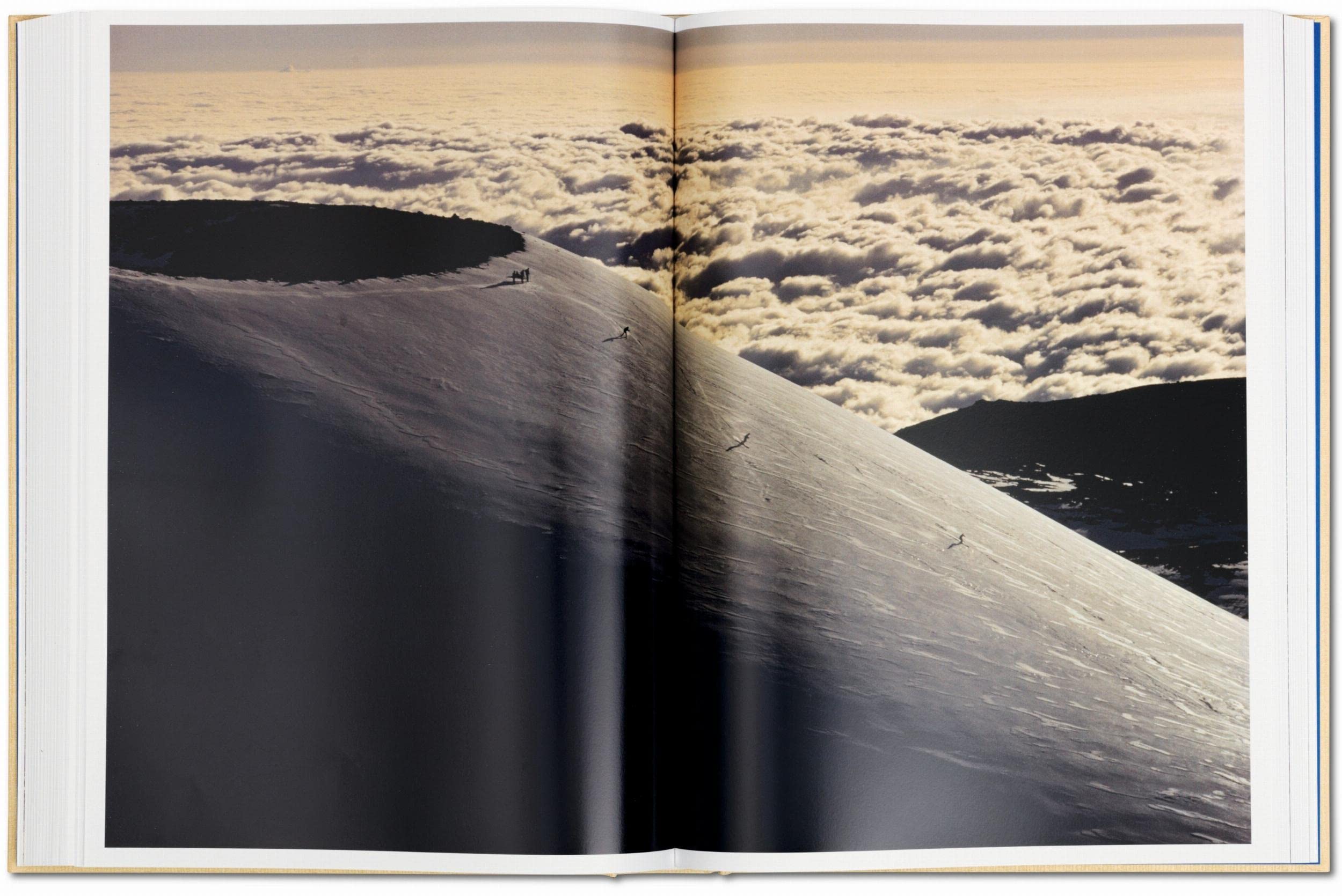 National Geographic. In 125 Jahren um die Welt: Eine Reise durch die Zeit mit dem beliebtesten Fotomagazin des Planeten. Nord- und Südamerika & Antarktika / Europa & Afrika / Asien & Ozeanien