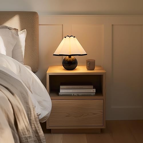 Miniatura 4 de Brightech Blair - Lámpara de mesa LED, pequeña lámpara de mesa negra moderna con base de mármol, pantalla plisada para dormitorio, mesita de noche,