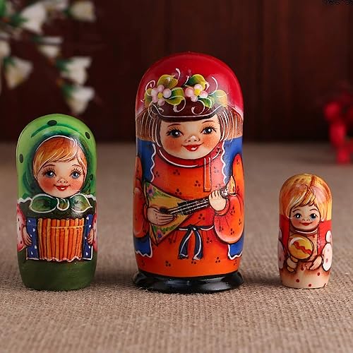 Muñeca Nesting Hombre Ruso con Balalayka - Maryoshka de madera hecha a mano para niños - Juguetes apilables hechos en Rusia - 3 Munecas Rusas De