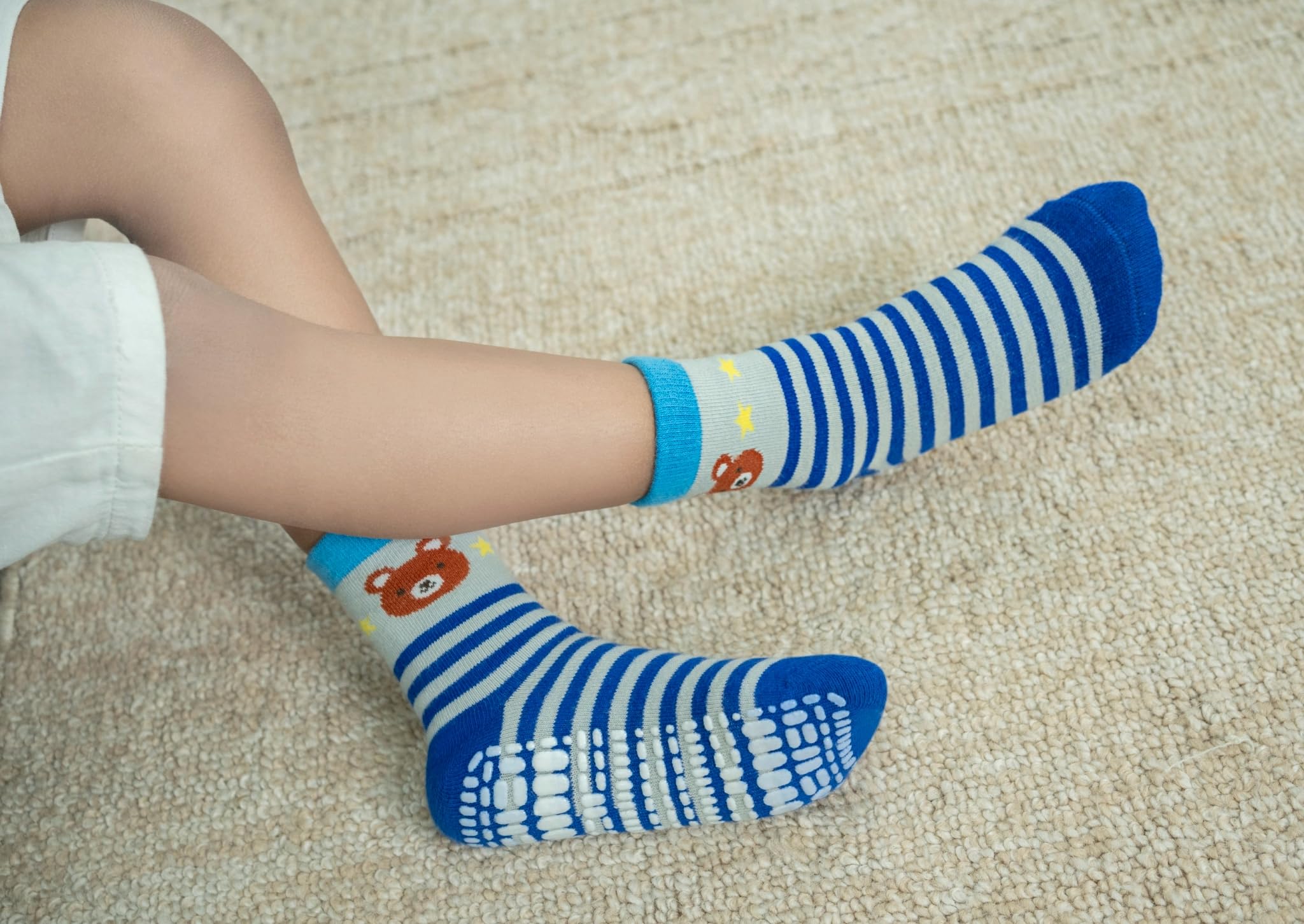 RATIVE Calcetines de algodón antideslizantes para niños y niñas con agarres