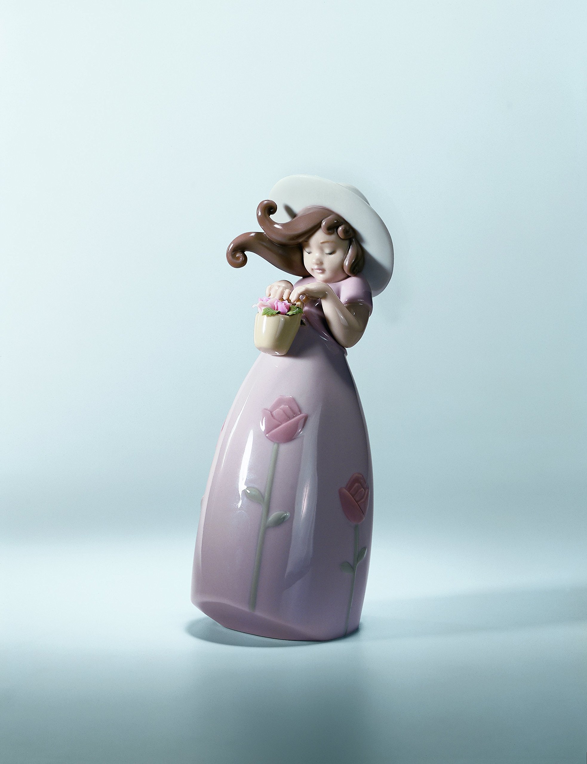 値下げリヤドロリトルローズ少女 8042 LLADRO LITTLE ROSE Little Rose Girl Figurine | Lladró® USA