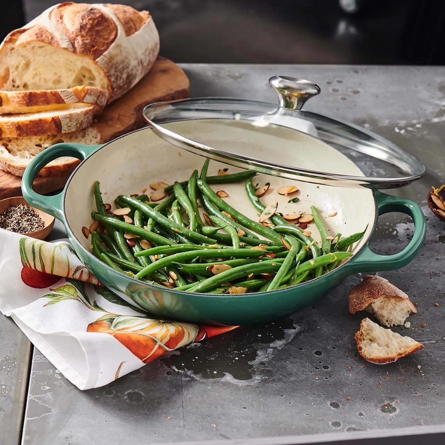 希少 Le Creuset 限定色　 ビュッフェキャセロール 30cm Amazon.co.jp: ル・クルーゼ(Le Creuset) ビュッフェ キャセロール