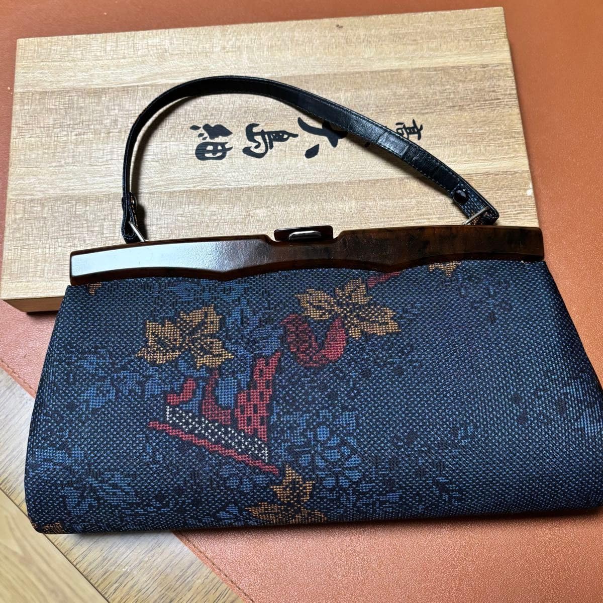 大島紬リメイク 花柄ネイビー コートと、 大島紬 ハンドバッグのセット