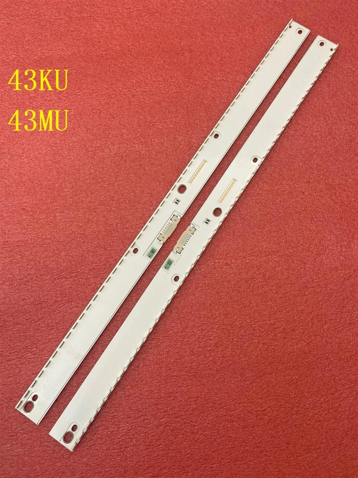 Striscia di retroilluminazione a LED 2 Pezzi Compatibile for TV UE43KU6509 UE43KU6655 UE43KU6659 UE43KU6400 UN43KU7500 43KU6510U BN96-39676A 39677A 39678A(2 Kit for 2 TV)