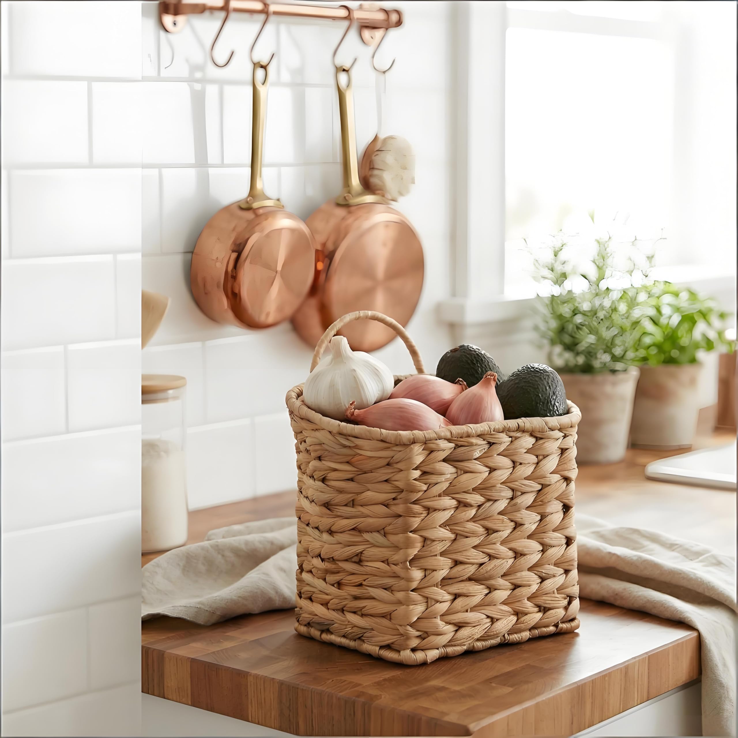 Panier Suspendu, Panier Osier Rangement Mural pour Porte, Cuisine, Salle de Bains et Salon, Rangement Pomme de Terre et Fruits, Décoration de Mariage Style Bohème, Rangement Maison, Lot de 2