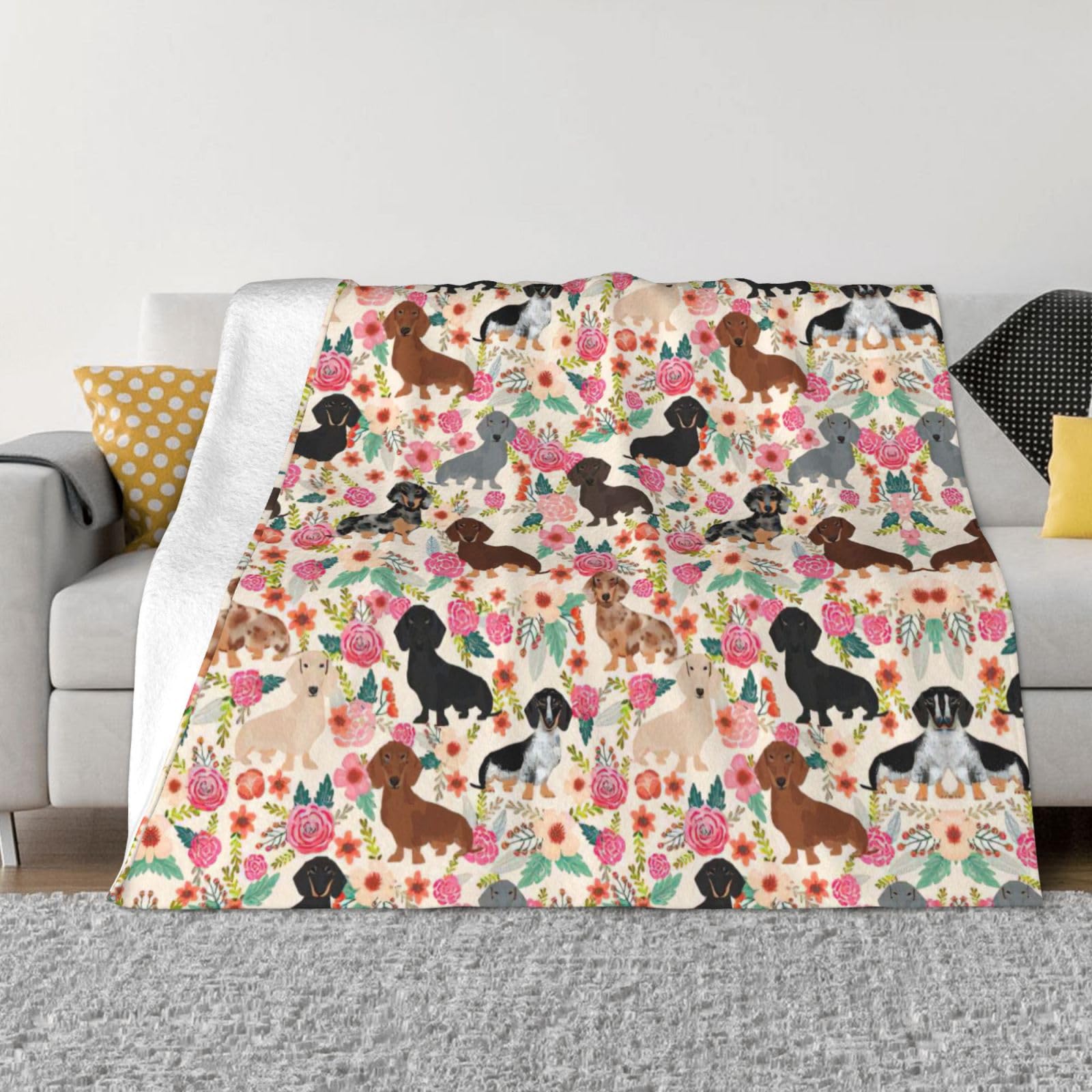 Couverture flanelle teckel : le cadeau idéal pour amoureux de chiens et de déco