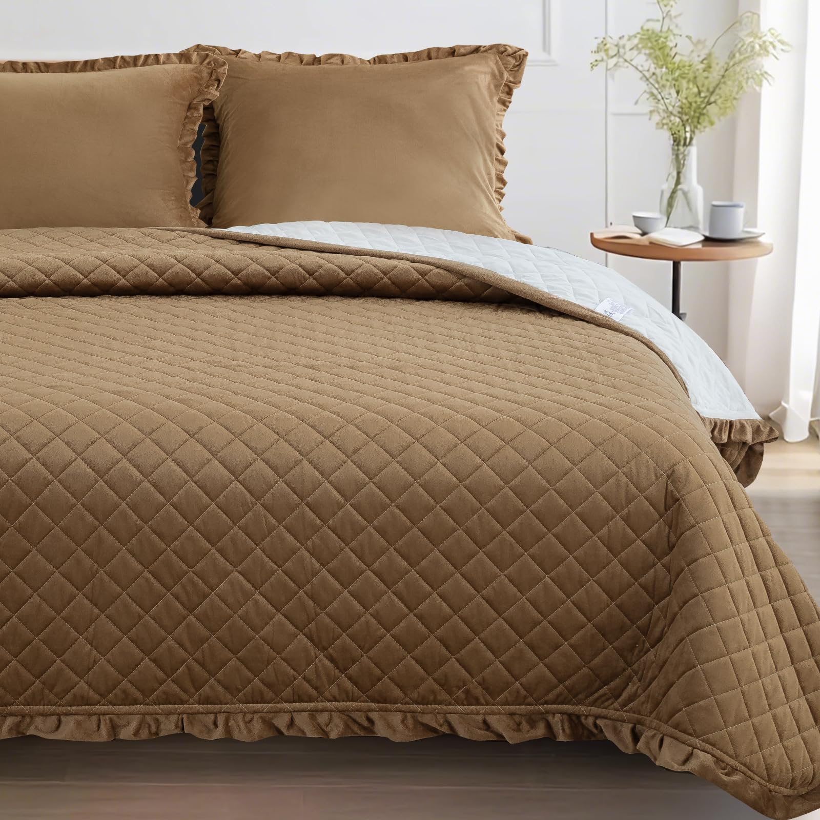 WONGS BEDDING Colcha de 220 x 240 cm, color marrón, 3 piezas, edredón de terciopelo de cristal, reversible, manta acolchada suave y cómoda para sofá cama con 2 fundas de almohada de 80 x 80 cm