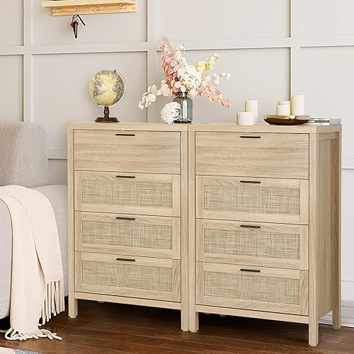 Miniatura 5 de VOWNER Cómoda de ratán con 4 cajones, cómoda de almacenamiento de madera con asas negras, organizador de pecho moderno con amplio almacenamiento,