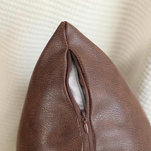 Miniatura 4 de MANDIOO Juego de 2 fundas de cojín de piel sintética de estilo bohemio a rayas de 26 x 26 pulgadas, modernas, cuadradas, decorativas, para sala de