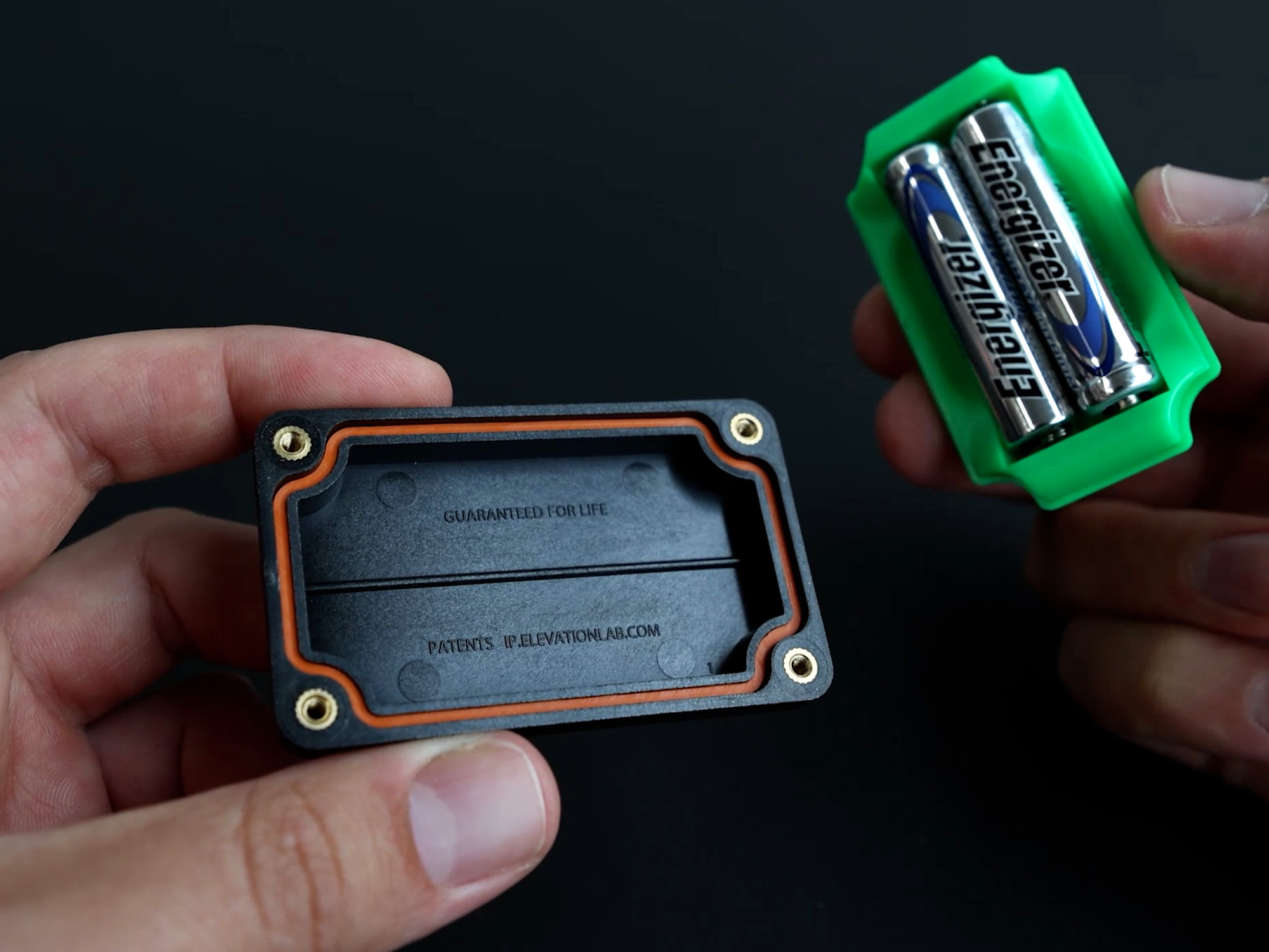 Hiermee gaat de batterij van je AirTag 10 jaar mee