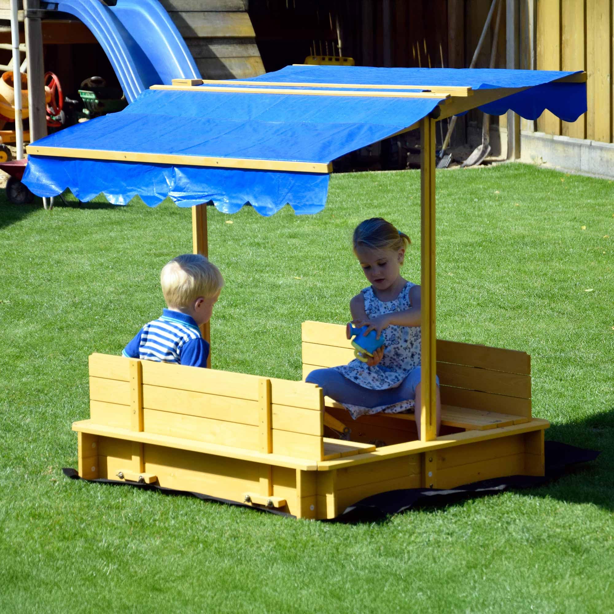 dobar 94357FSC bac à Sable avec Toit à Bascule, bancs, bâche au Sol, bac à Sable verrouillable en Bois pour Enfants, 120 x 120 cm, Marron Clair
