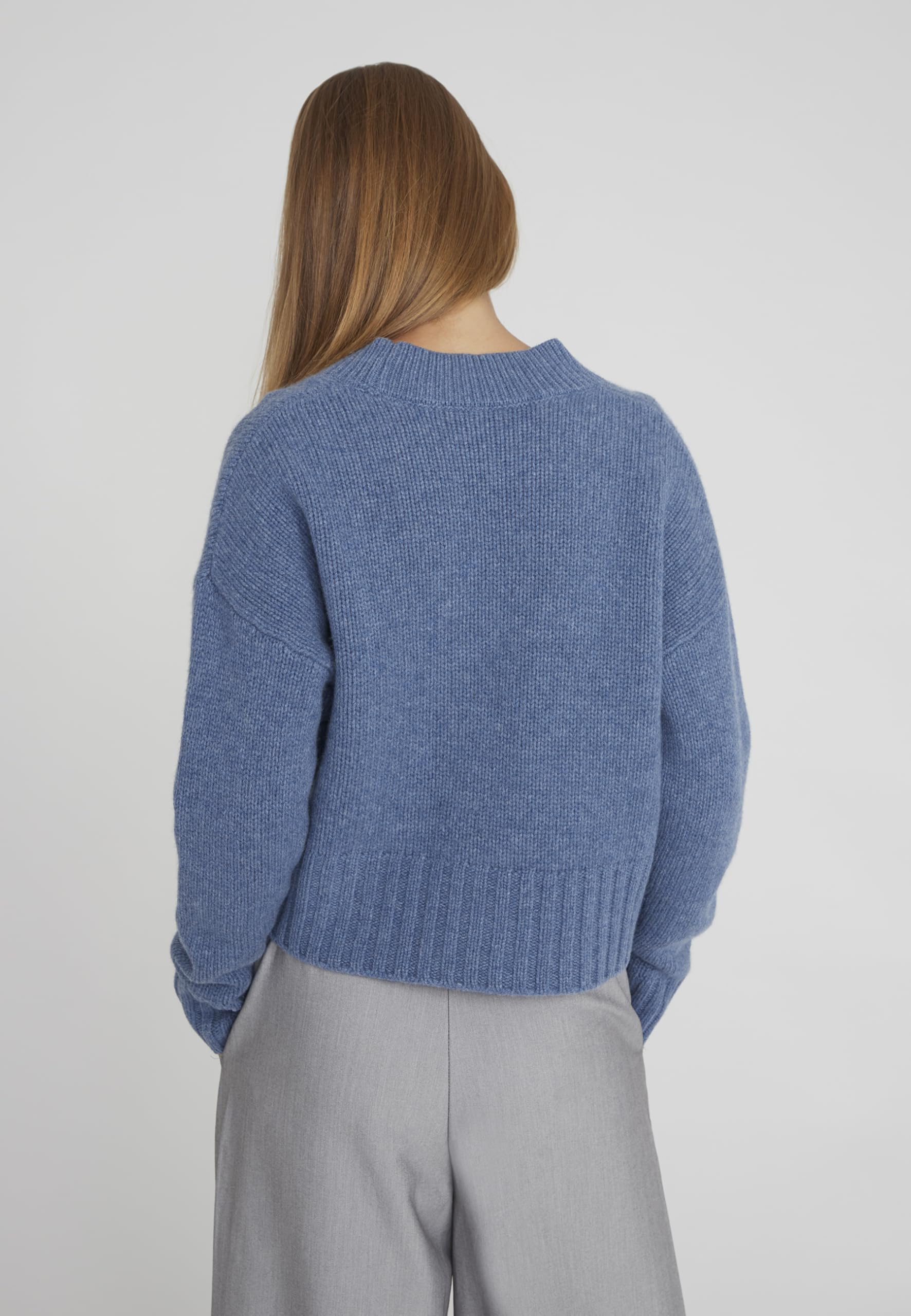 Style & Republic Damen V-Neck kurzer Cardigan aus 90% Merinowolle & 10% Kaschmir – Deine kuschelige Kaschmirblend Premium Langarm-Strickjacke für stilvolle Herbst- & Wintertage
