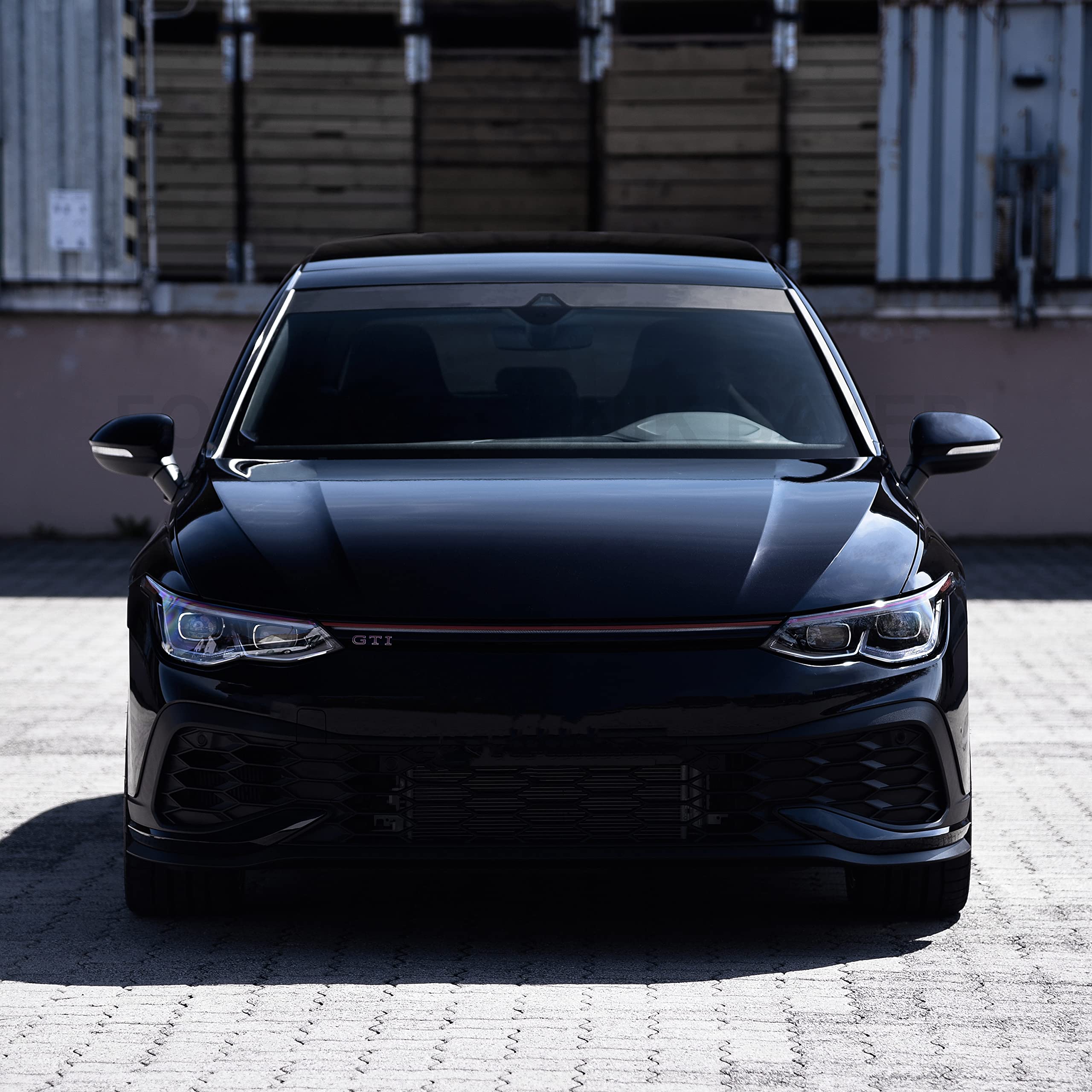 Blendstreifen für VW Golf 8 – Premium Tuning Frontscheibenkeil, Scheibentönung & sportliches Design, UV-Schutz, passgenau, selbstklebend & wetterfest (Schwarz Matt)