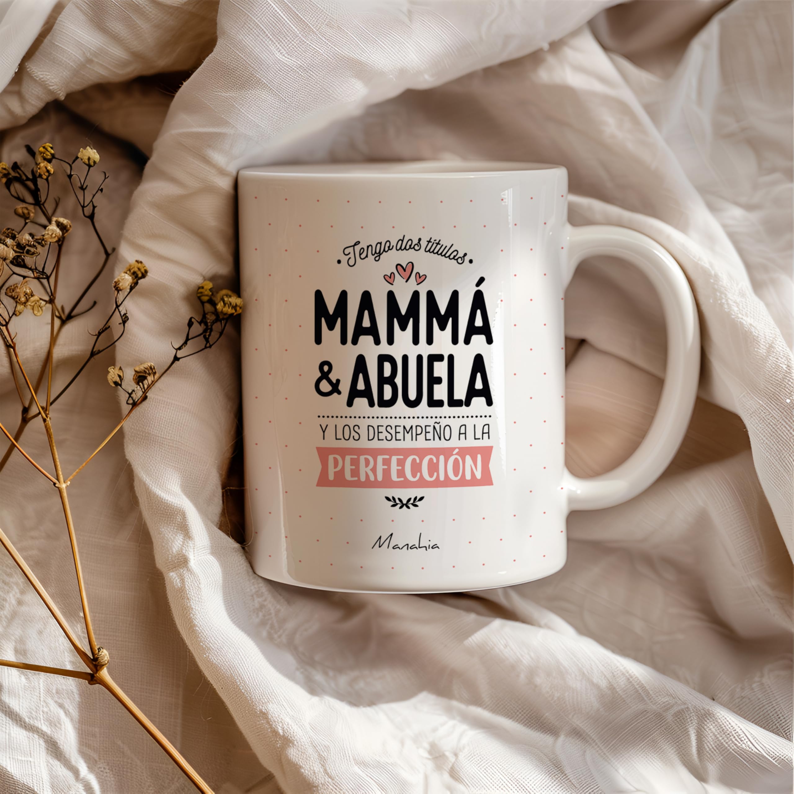 Manahia - Taza Mamá Abuela, desempeño ambos titulos a la perfección | Detalle Original Emotivo Navidad, Día de la Madre, de los Abuelos, Futura Abuela | Idea Sorpresa Anuncio Embarazo | Con Caja Kraft — view 4