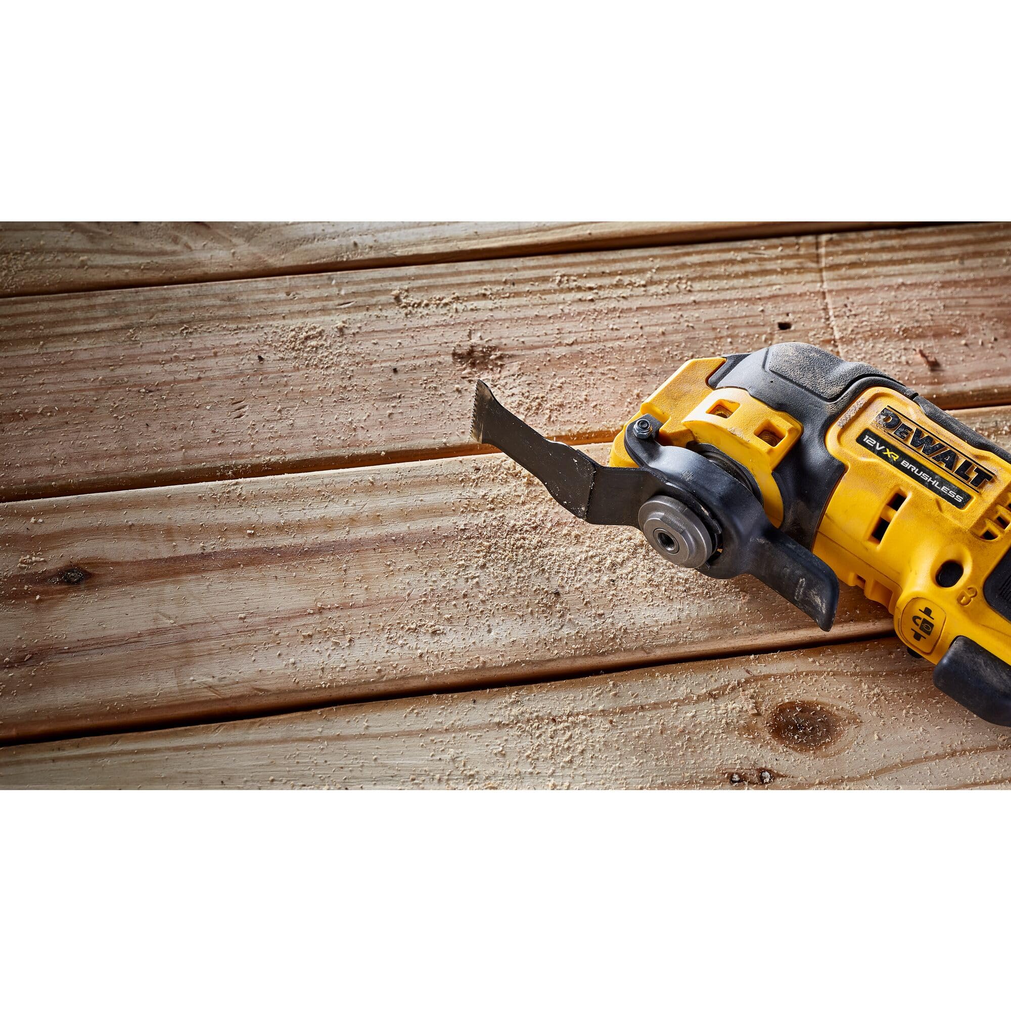 DeWalt DCS353D2-QW, Multiherramienta oscilante, Sin escobillas, Adaptador Multifit, Luz LED, Juego de 29 accesorios, 2 baterías, cargador y Maletín TSTAK