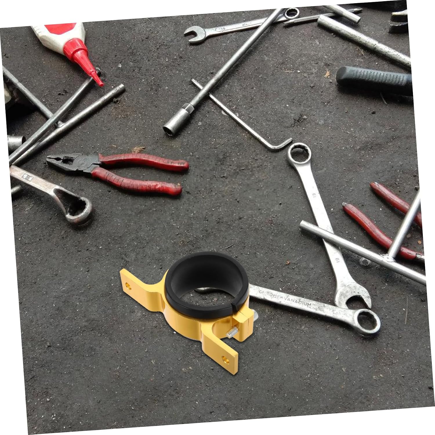 Quick Install 58mm Metal Fuel Pump Mount Clamp for Automotive Use